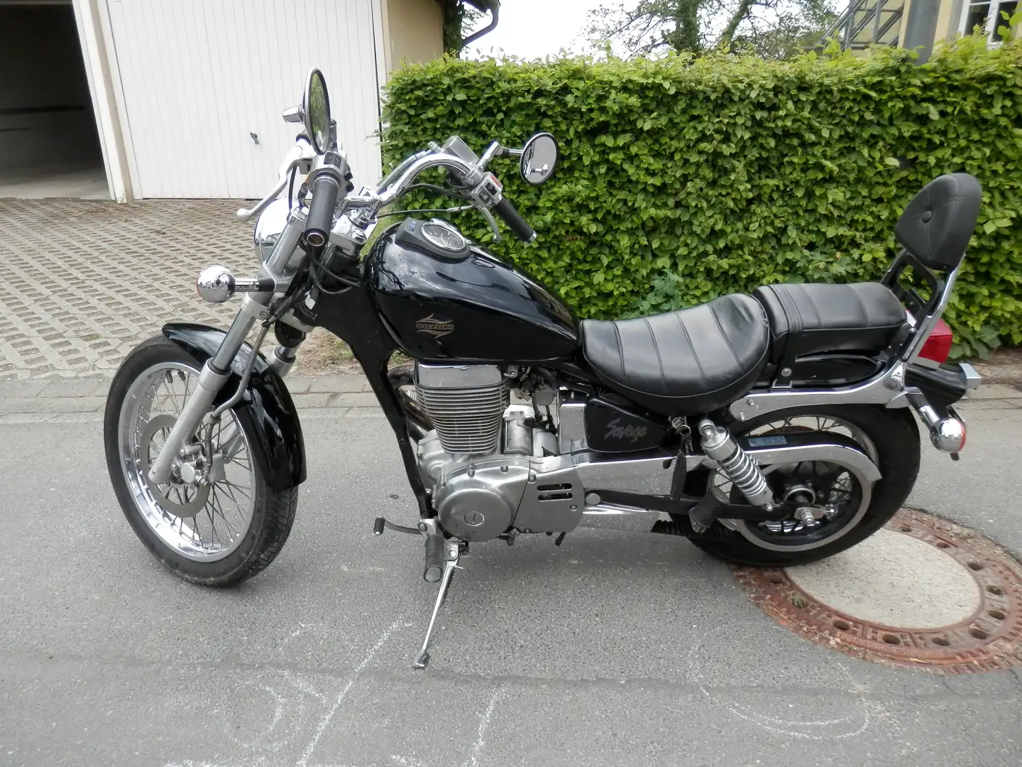 Suzuki LS 650 Chopper Czarny - 1