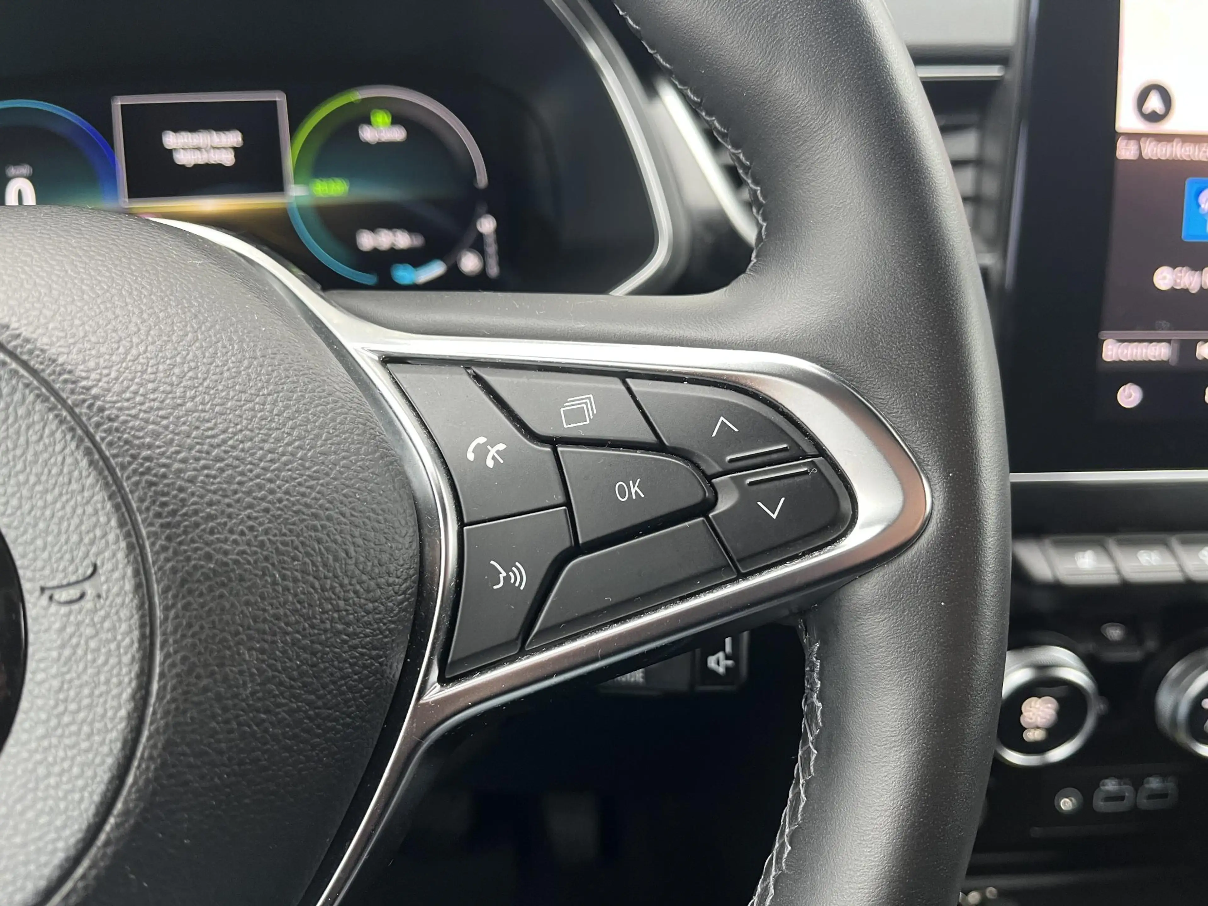 Mitsubishi ASX 1.6 PHEV AT First Edition / Apple Carplay/Android — photo 6