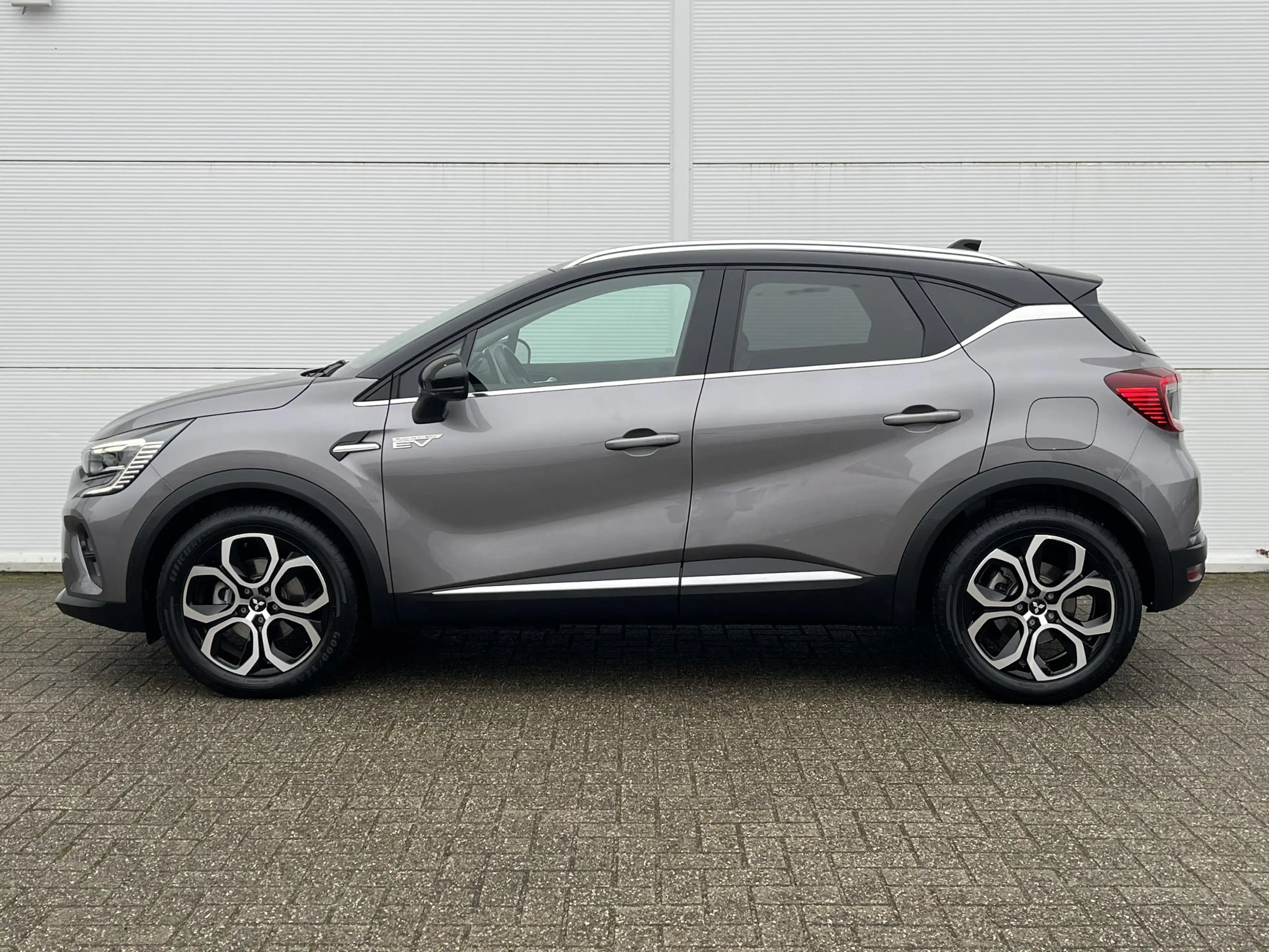 Mitsubishi ASX 1.6 PHEV AT First Edition / Apple Carplay/Android — photo 5