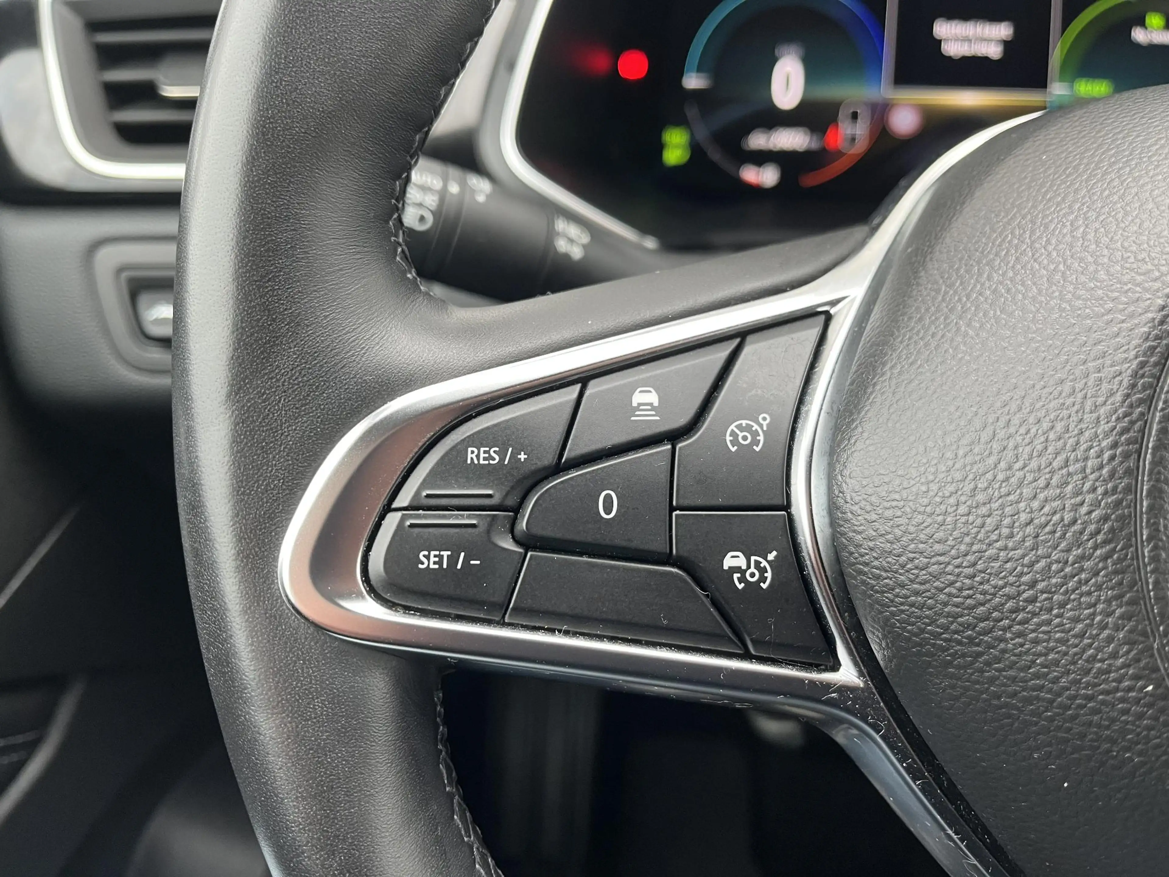 Mitsubishi ASX 1.6 PHEV AT First Edition / Apple Carplay/Android — photo 9
