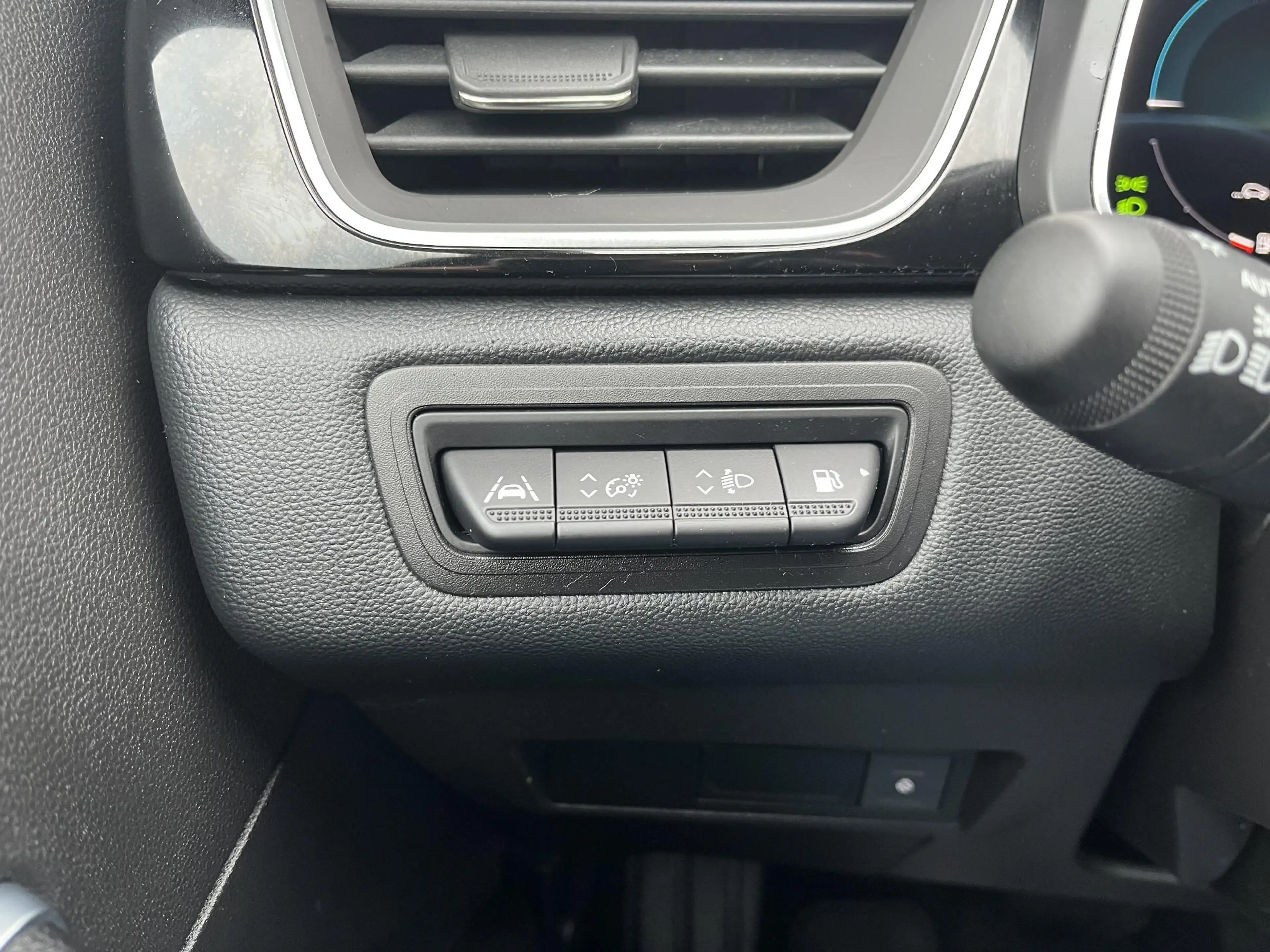 Mitsubishi ASX 1.6 PHEV AT First Edition / Apple Carplay/Android — photo 15