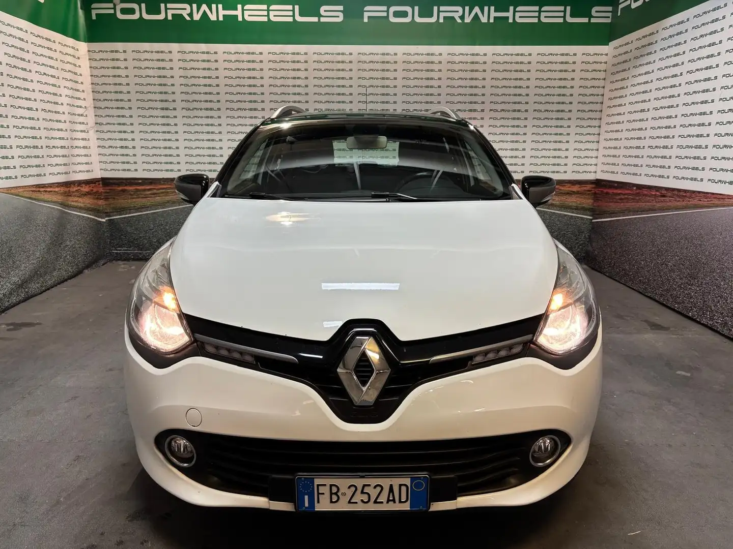 Renault Clio Clio Sporter 1.5 dci energy Intens s Weiß - 1