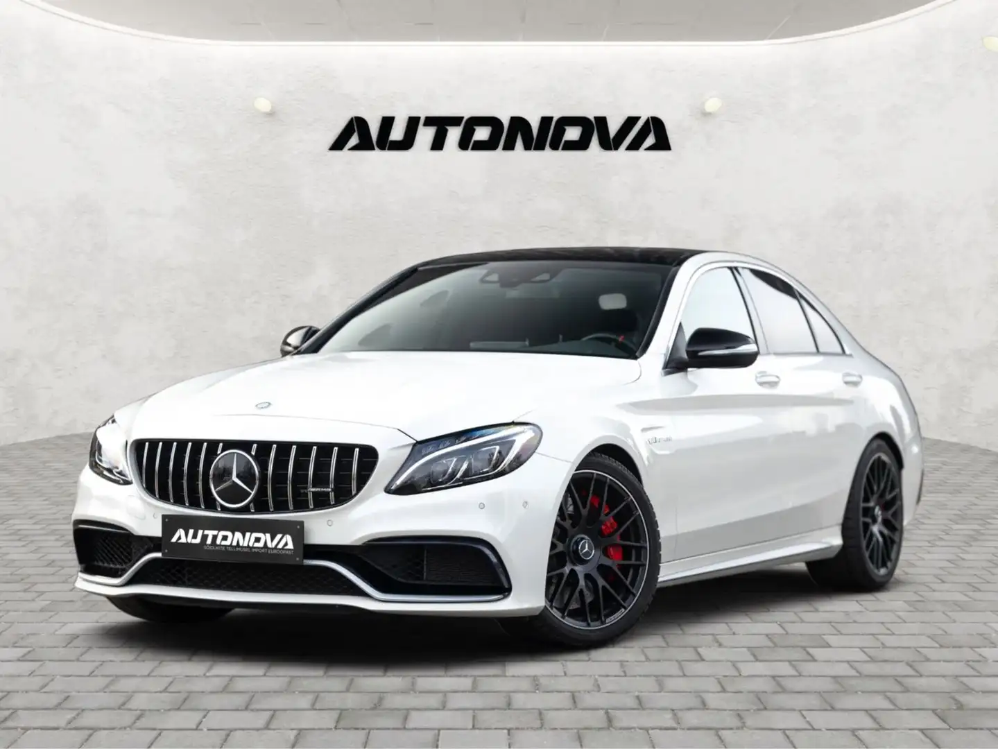 Mercedes-Benz C 63 AMG C 63s AMG CARBON Blanc - 1