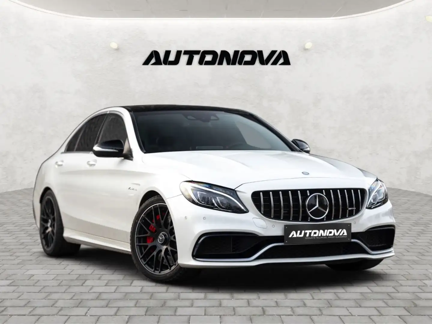 Mercedes-Benz C 63 AMG C 63s AMG CARBON Blanc - 2