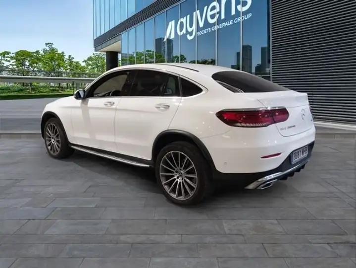 Mercedes-Benz GLC 2023, foto 6