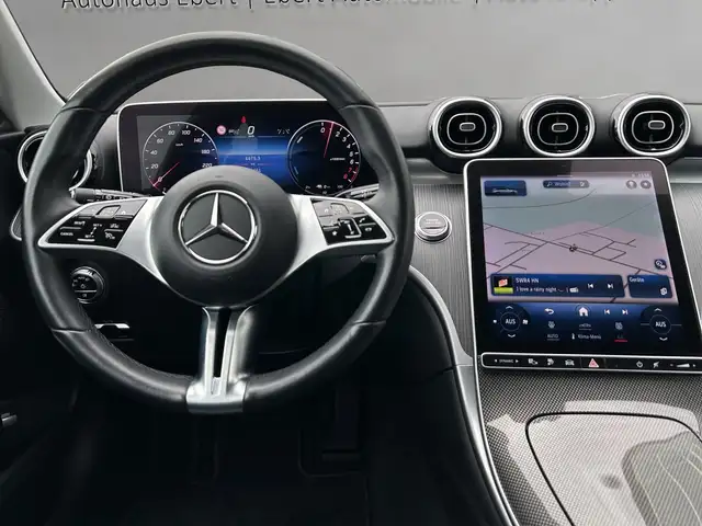 Mercedes-Benz C-Class view 9