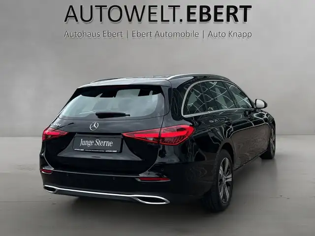 Mercedes-Benz C-Class view 5