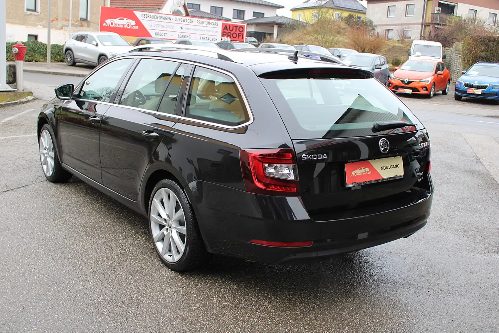 Skoda Octavia Combi 2,0 TSI 4x4 Style DSG *1.Besitz, LED, ACC... Schwarz - 2