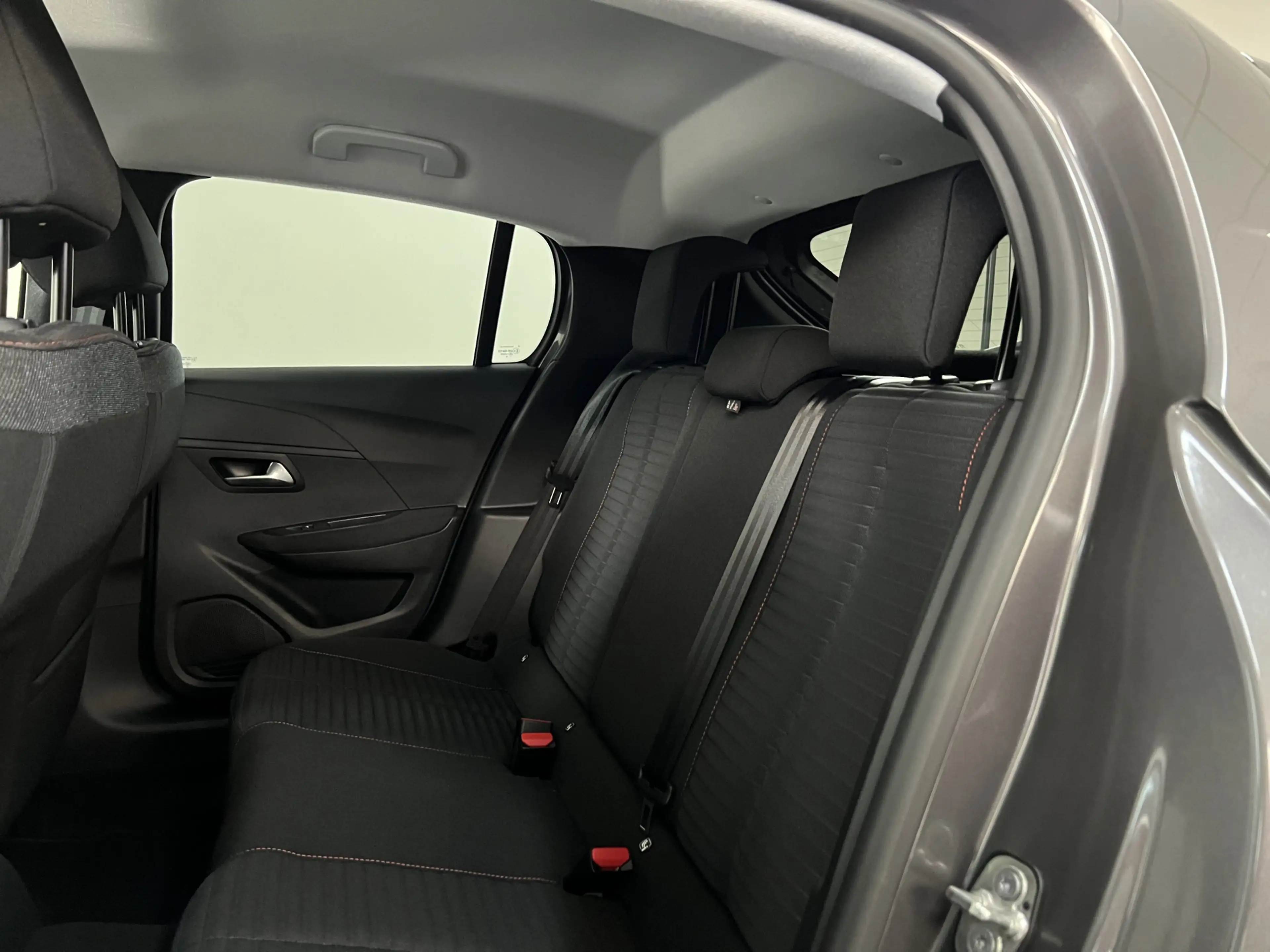 Peugeot 208 1.2 PureTech Active Pack Airco, Cr. Control, Apple — photo 9