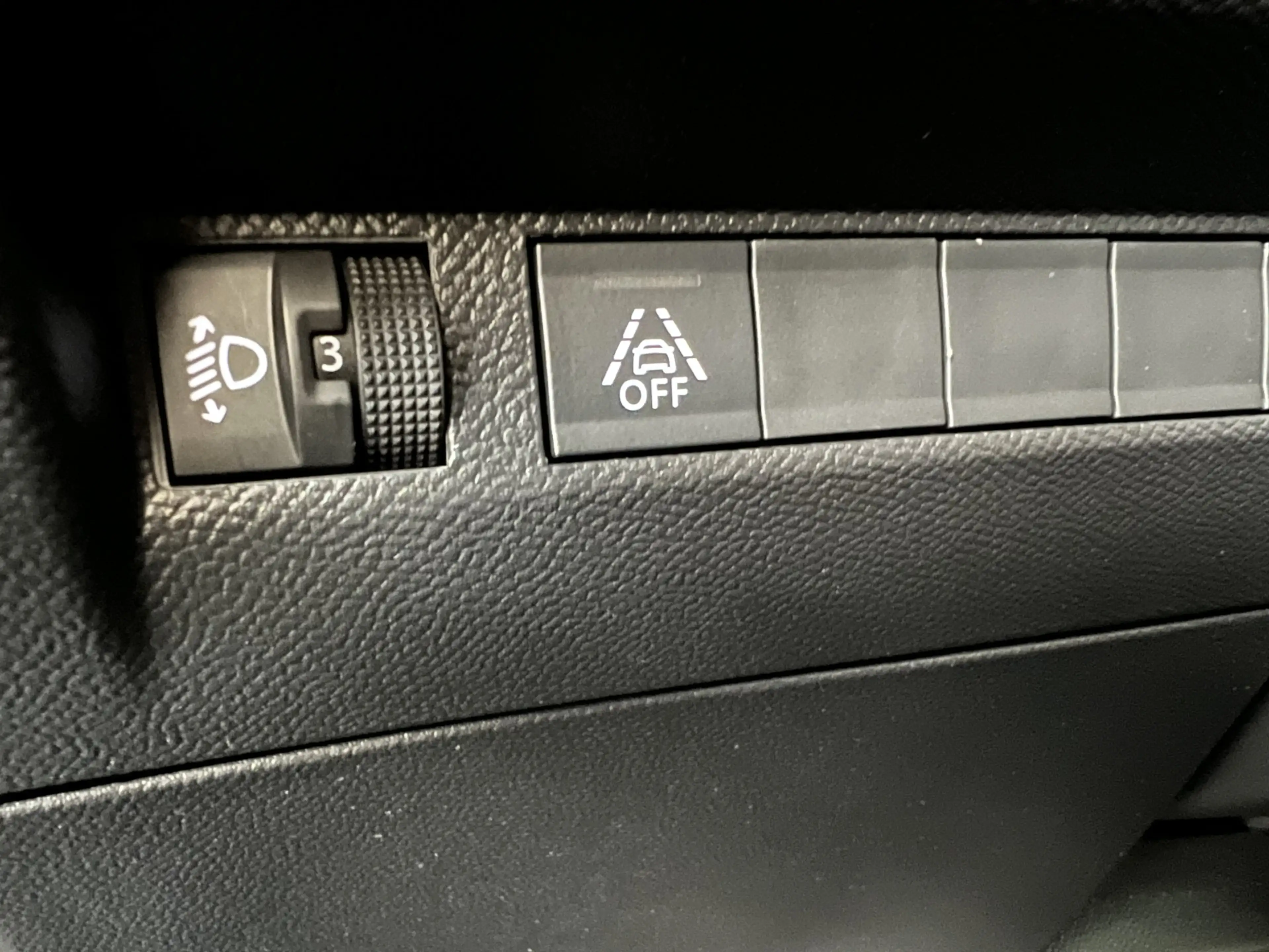 Peugeot 208 1.2 PureTech Active Pack Airco, Cr. Control, Apple — photo 28