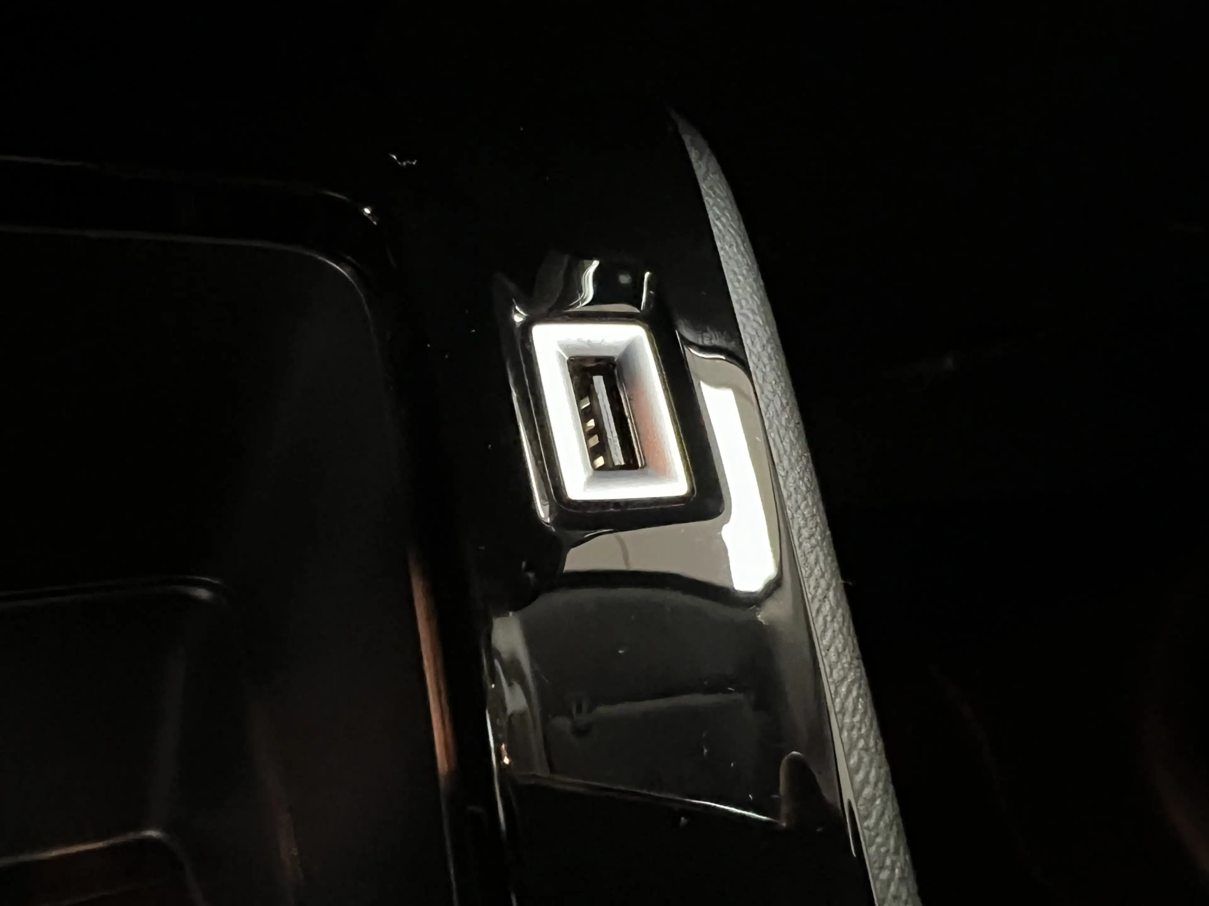 Peugeot 208 1.2 PureTech Active Pack Airco, Cr. Control, Apple — photo 29