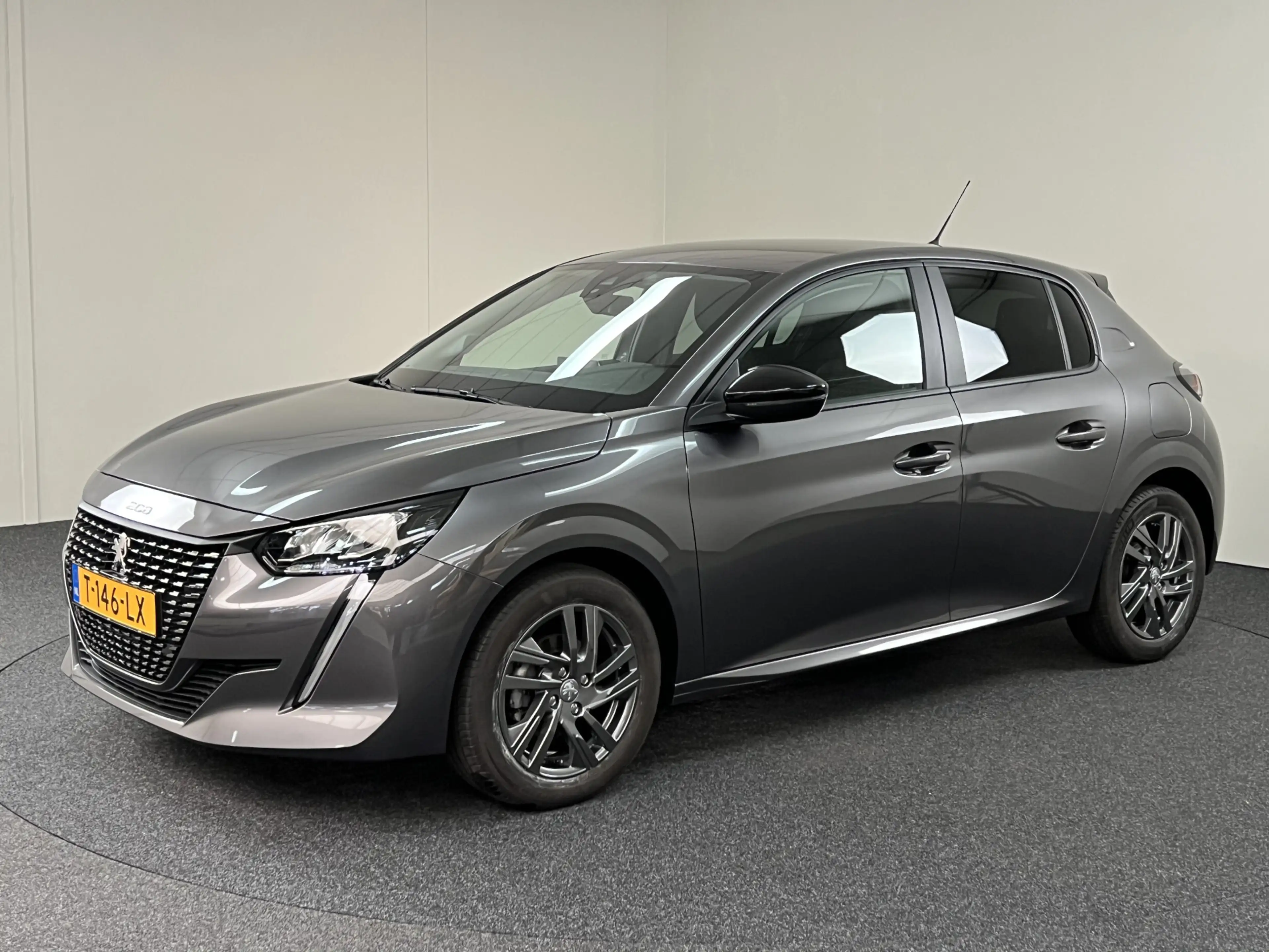 Peugeot 208 1.2 PureTech Active Pack Airco, Cr. Control, Apple — photo 6