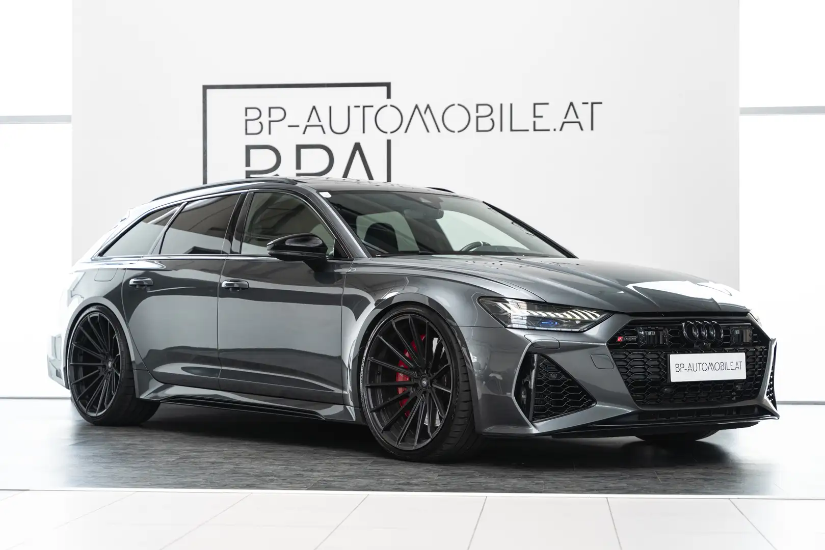 Audi RS6 4.0 TFSI quattro // 1 of 1 / 23 Zoll Wheelforce // Grau - 2
