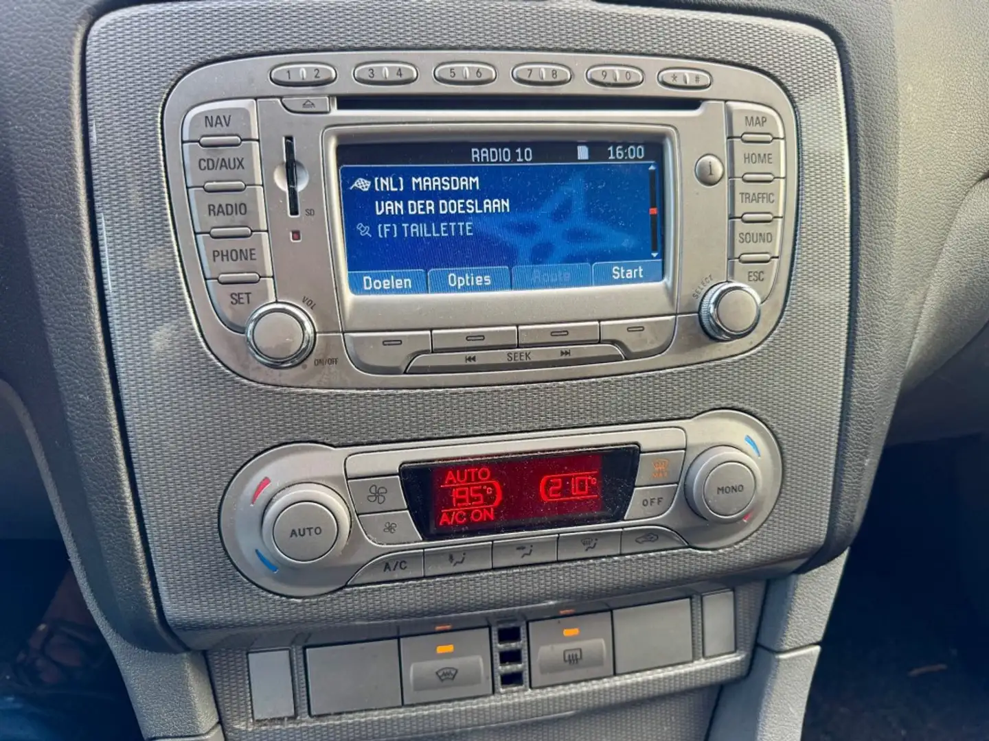 Ford Focus 1.8 Titanium Flexi Fuel NAVI CLIMA PDC 2DE EIG NAP Bleu - 2