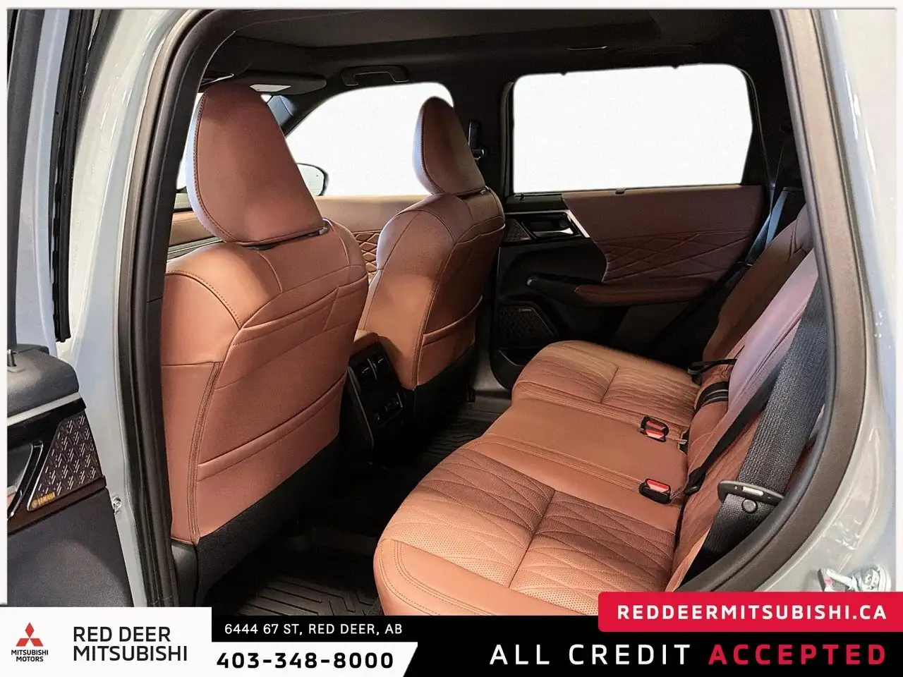 Mitsubishi Outlander снимка Mitsubishi Outlander