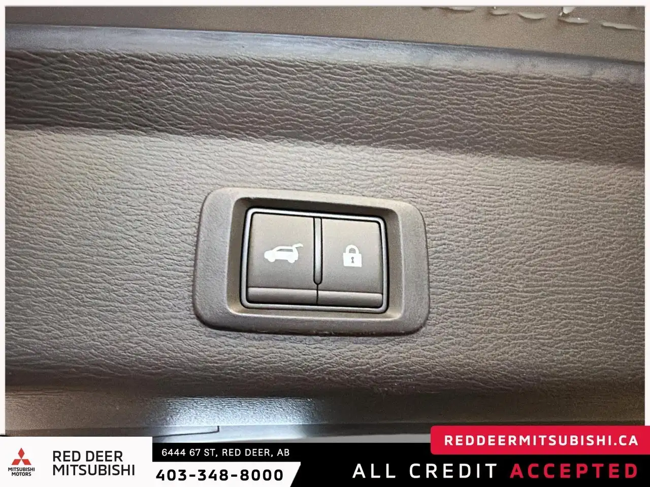 Mitsubishi Outlander снимка Mitsubishi Outlander