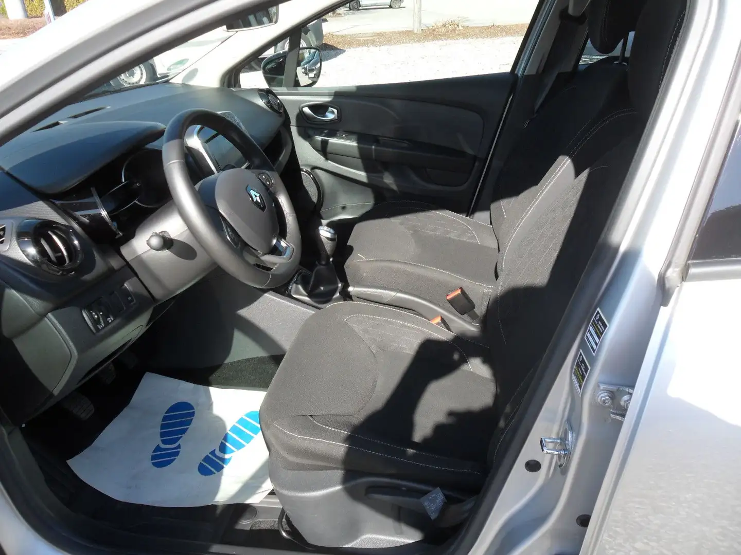 Renault Clio 1,5 dCI   Limited NAVI Silber - 2