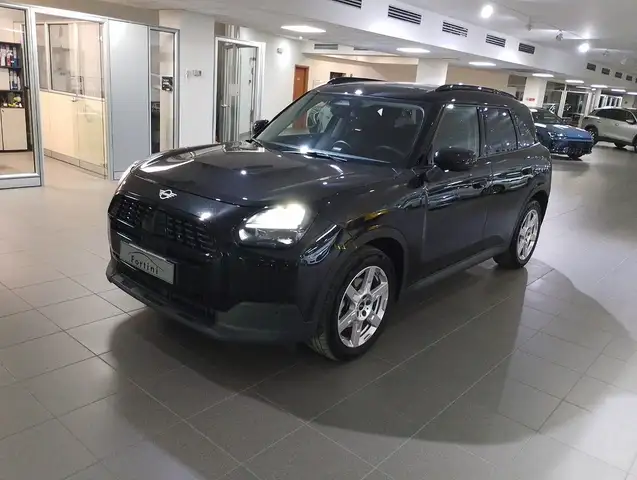 MINI Countryman D Mini D Essential Countryman