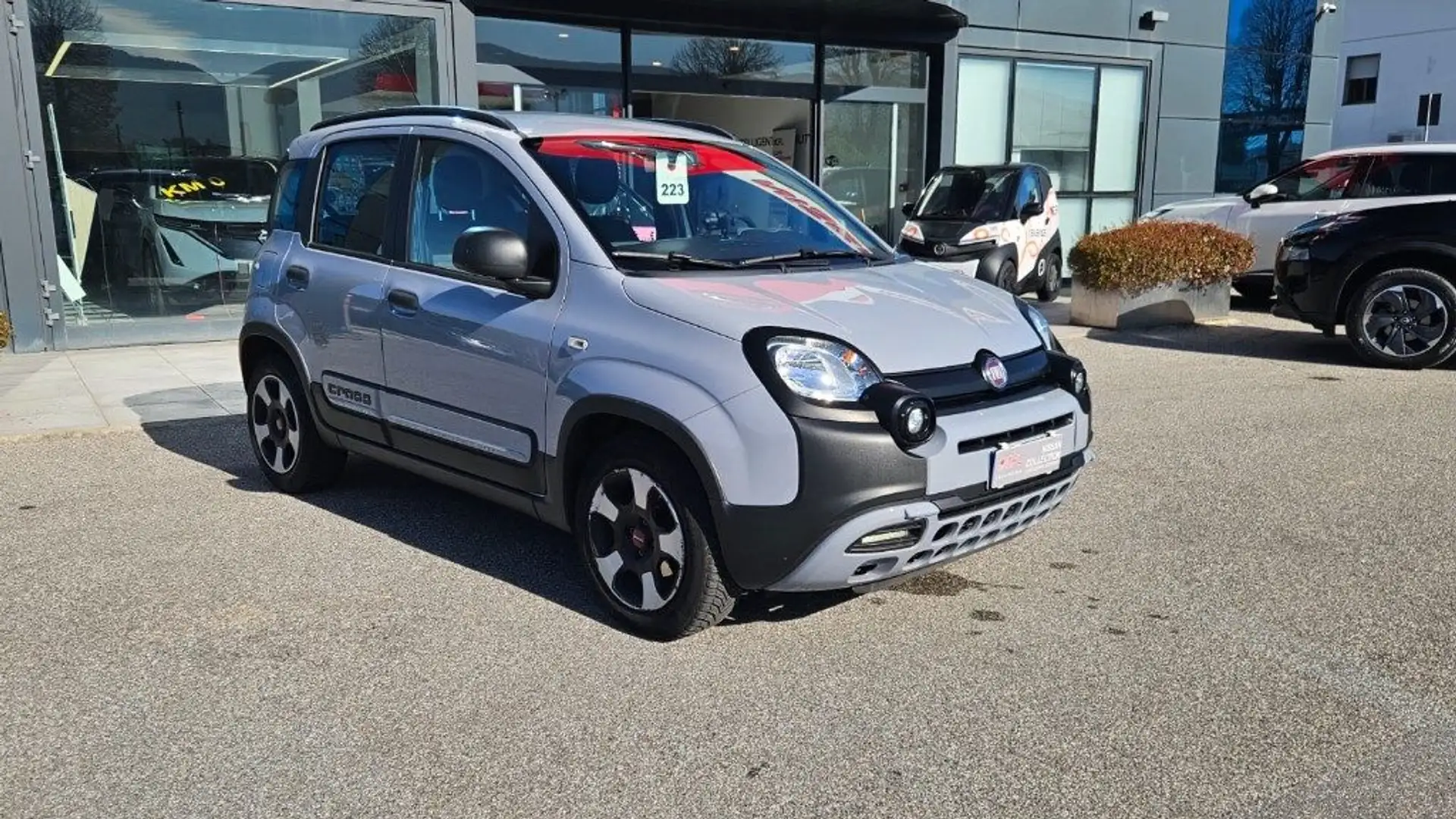 Fiat Panda 1.2 City Cross Grau - 2