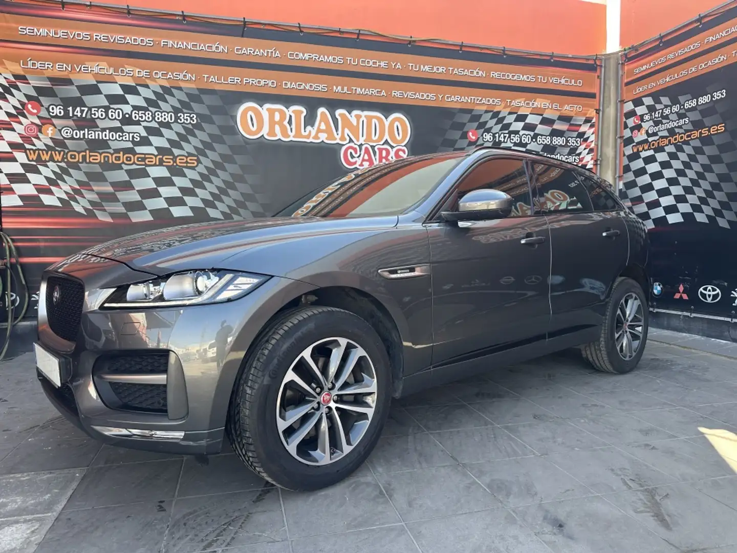 Jaguar F-Pace 2.0i4D R-Sport Aut. AWD 180 Gris - 2