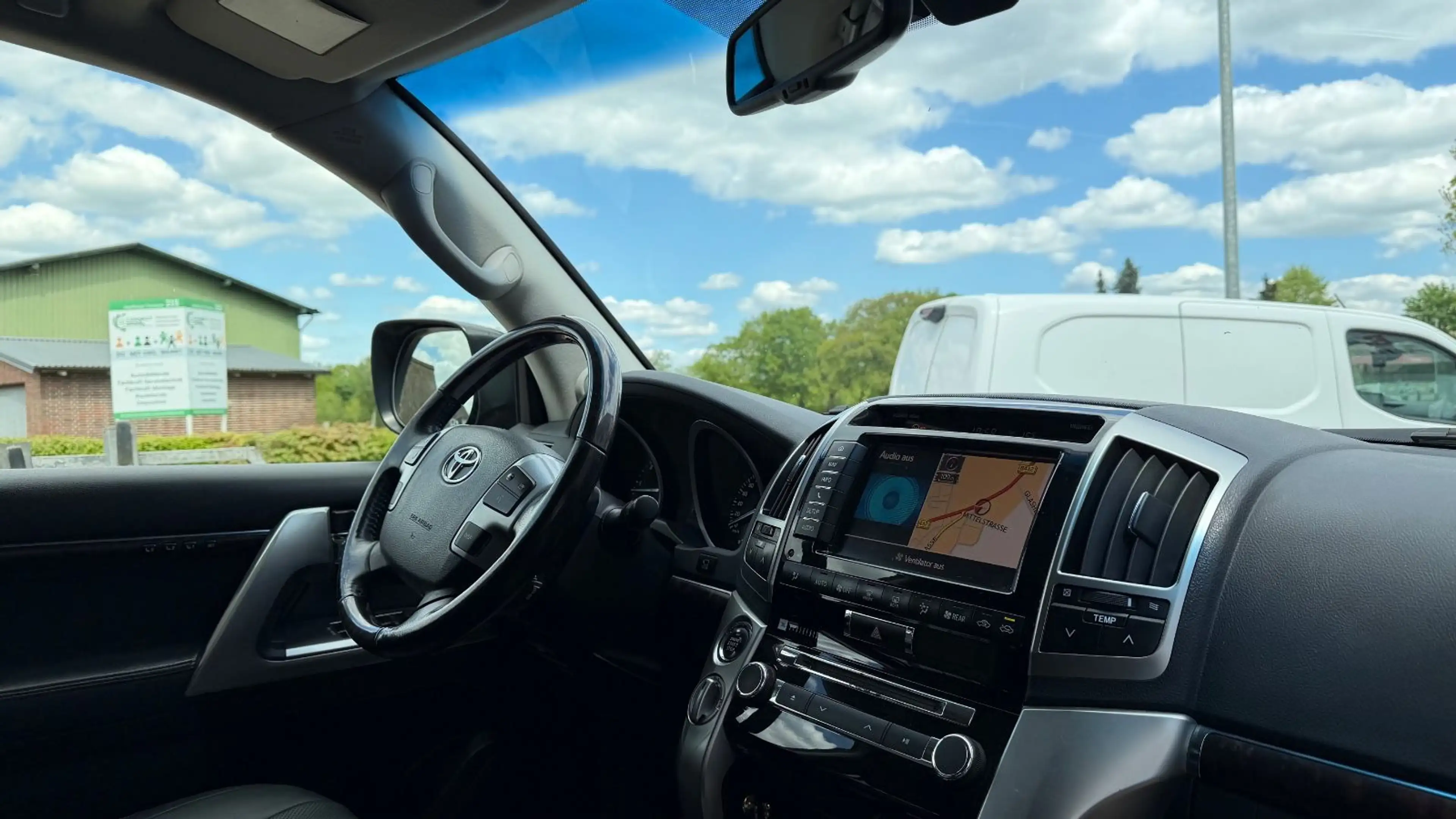 Toyota Land Cruiser LAND CRUISER 200 EXECUTIVE 7-SITZE/DEUTSCH/2.HD — photo 13