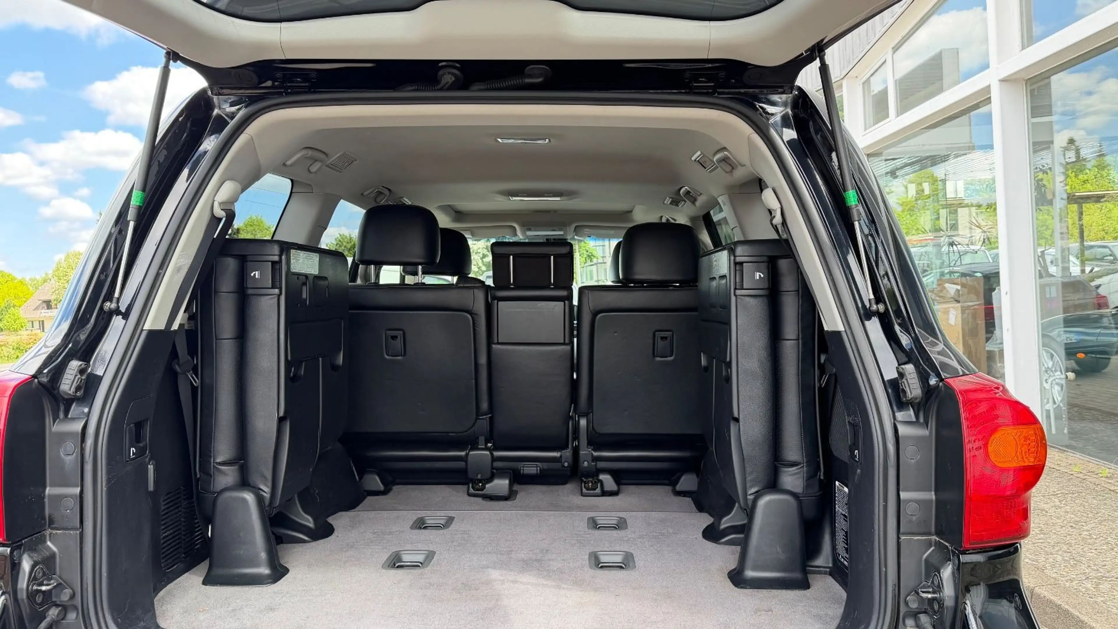 Toyota Land Cruiser LAND CRUISER 200 EXECUTIVE 7-SITZE/DEUTSCH/2.HD — photo 11
