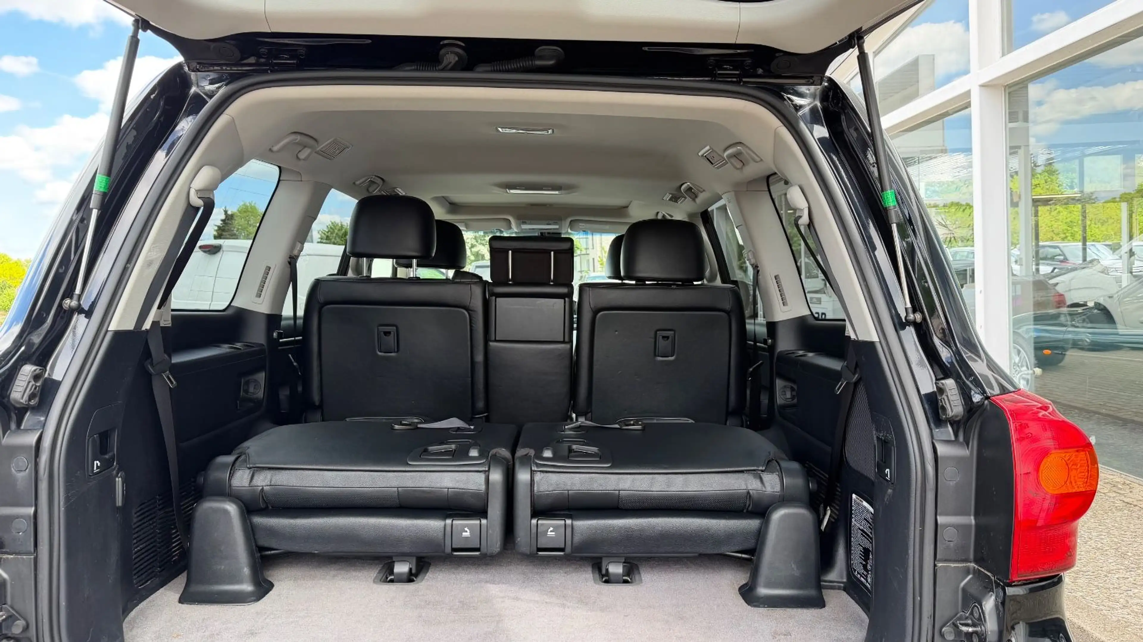 Toyota Land Cruiser LAND CRUISER 200 EXECUTIVE 7-SITZE/DEUTSCH/2.HD — photo 12