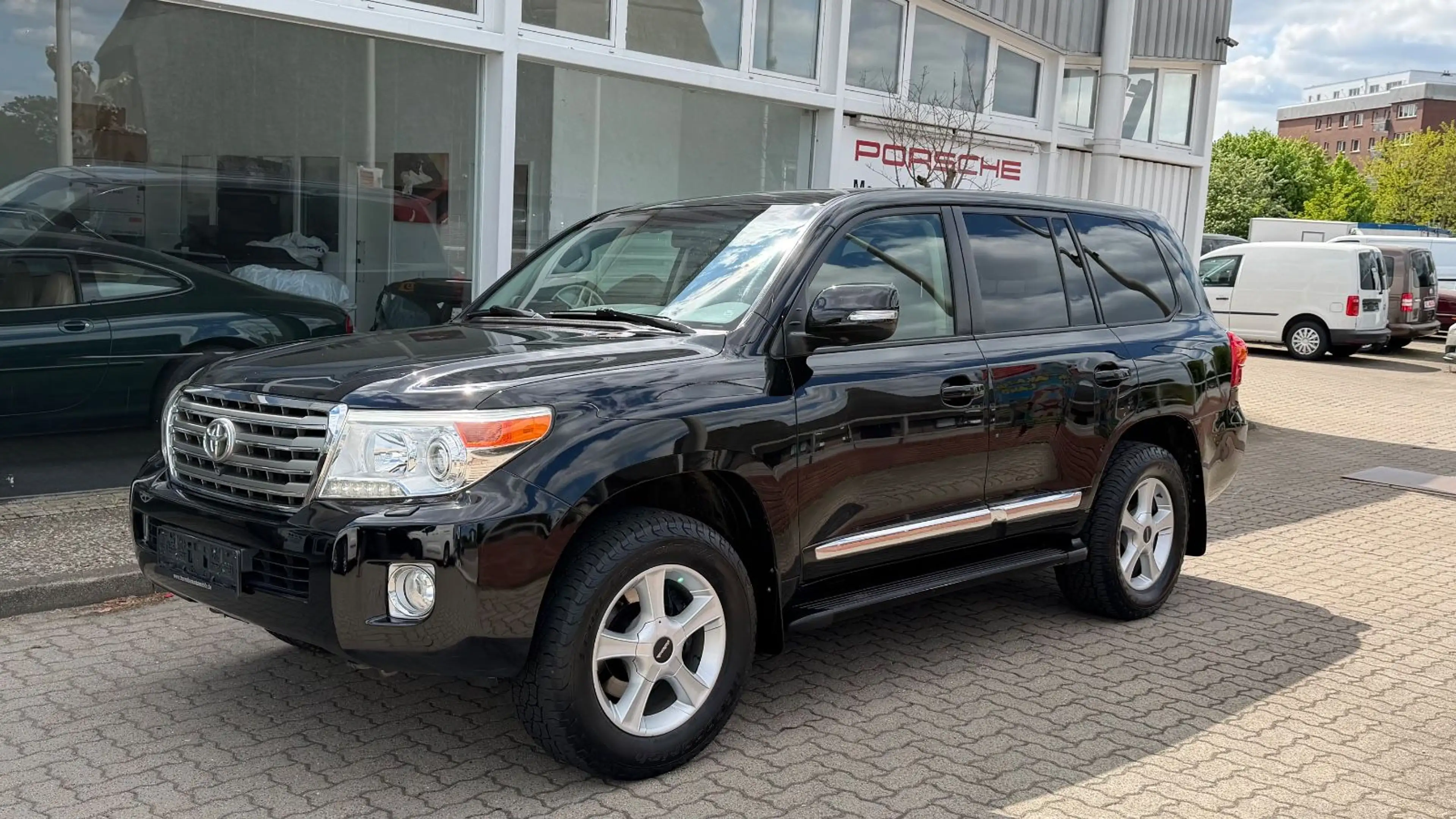 Toyota Land Cruiser LAND CRUISER 200 EXECUTIVE 7-SITZE/DEUTSCH/2.HD