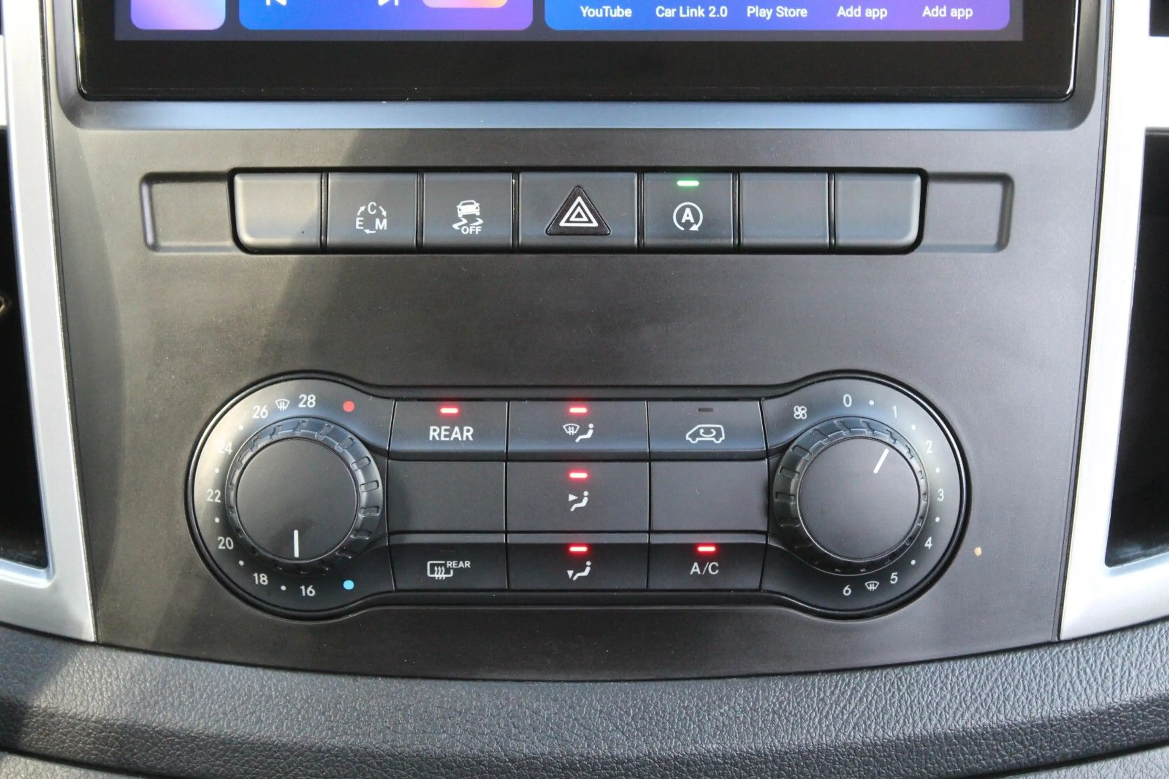 Mercedes-Benz Vito Tourer 116 CDI Pro extralan 7-G 7-SITZER — photo 34