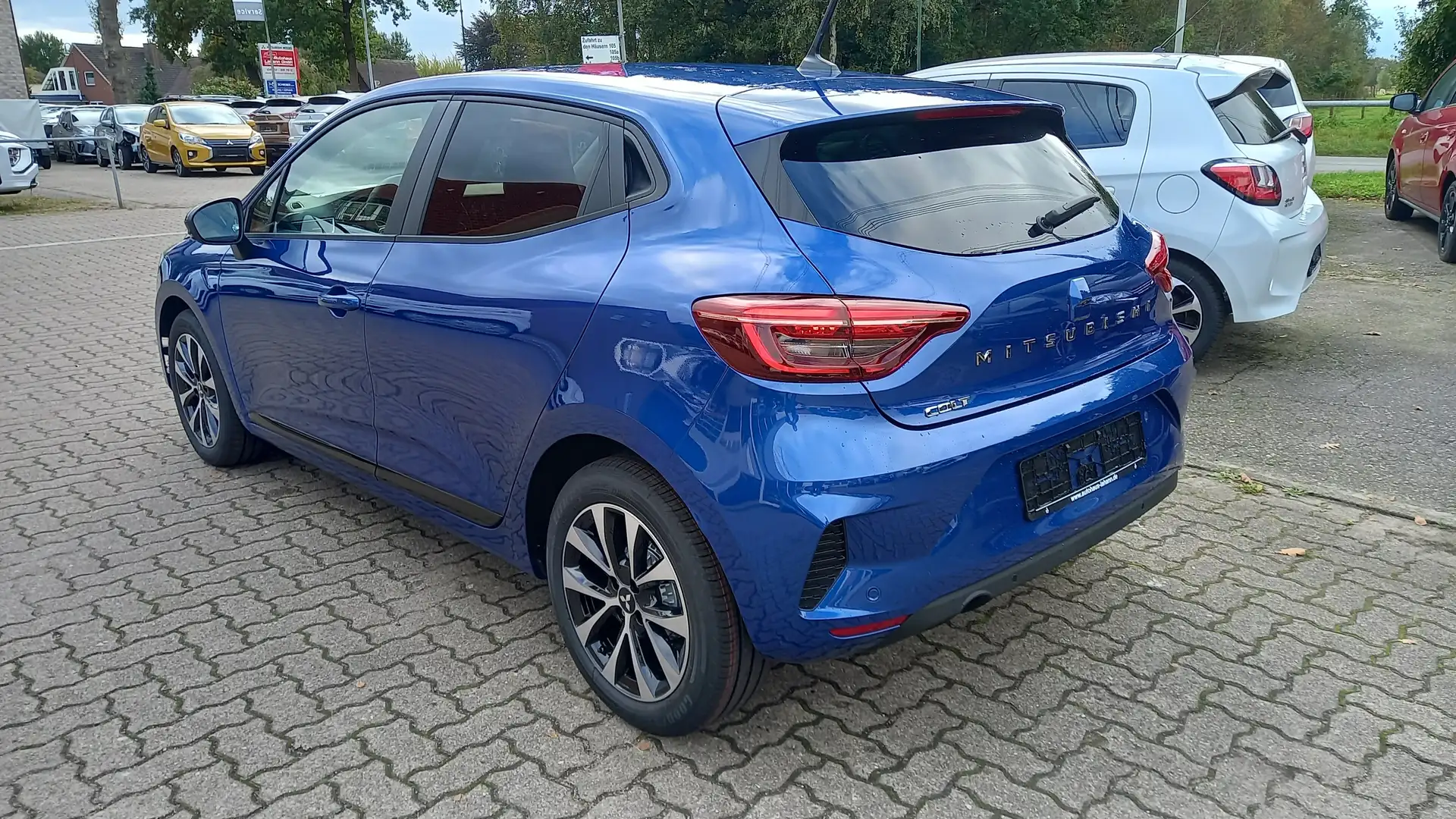 Mitsubishi Colt Colt 1.0 Turbo PLUS /LED/SmartLink/Kamera/ Blau - 2