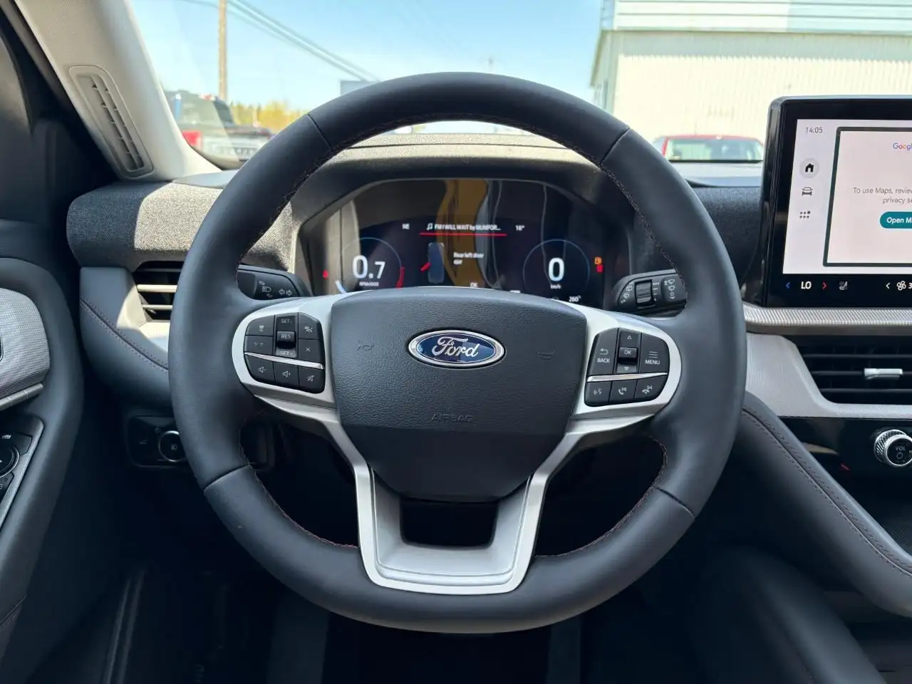 Ford Explorer photo Ford Explorer