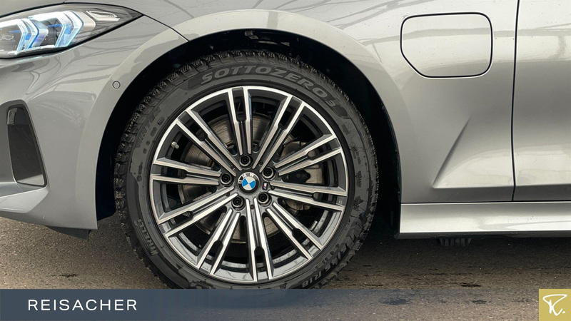 BMW 330 e A xDrive Lim Autom — photo 3