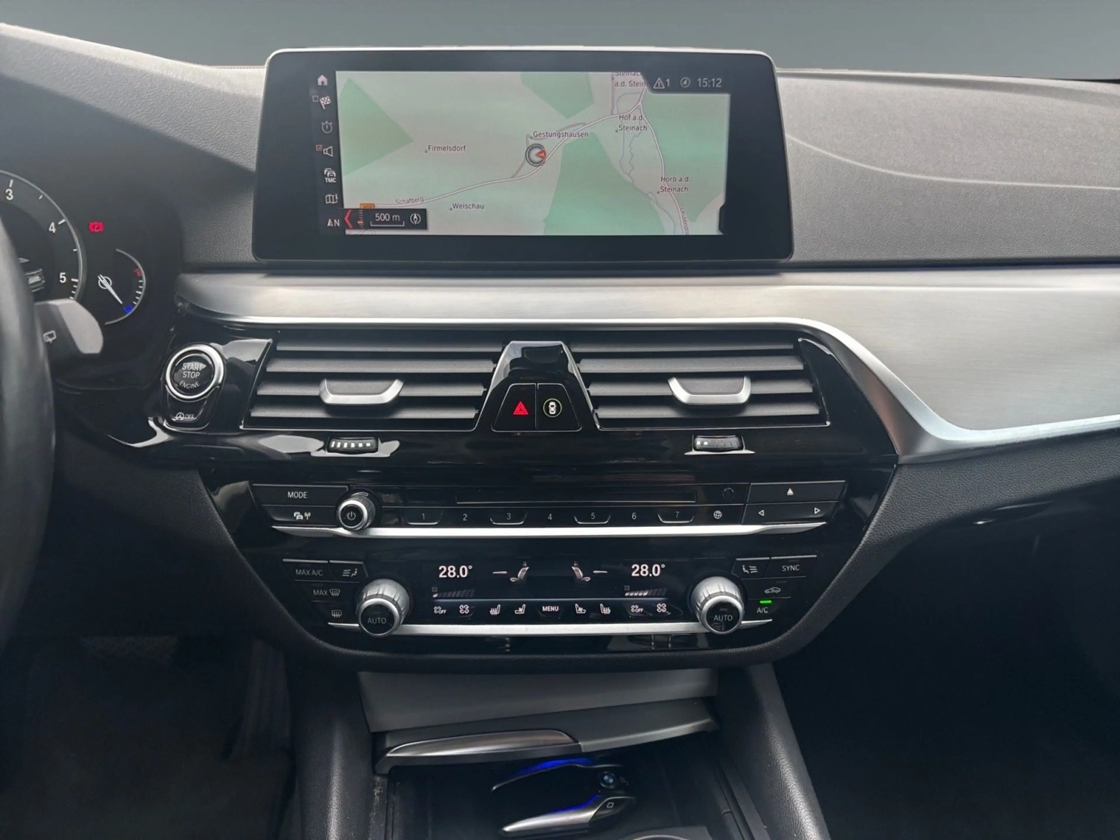 BMW 540 d xDrive Sport Line Leder Navi AHK 4xSitzh — photo 12