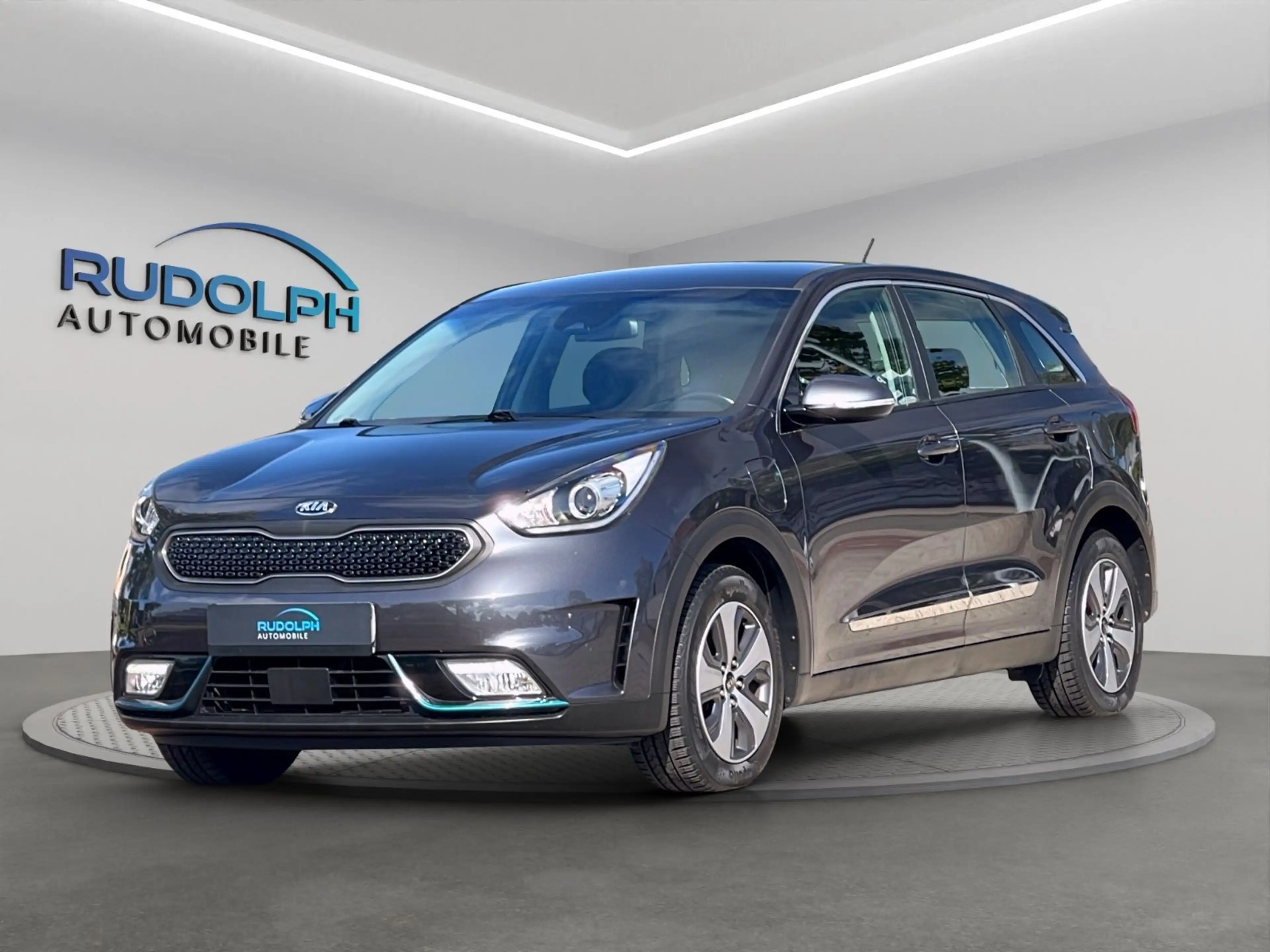 Kia Niro Edition 7 Plug-in Hybrid — photo 3