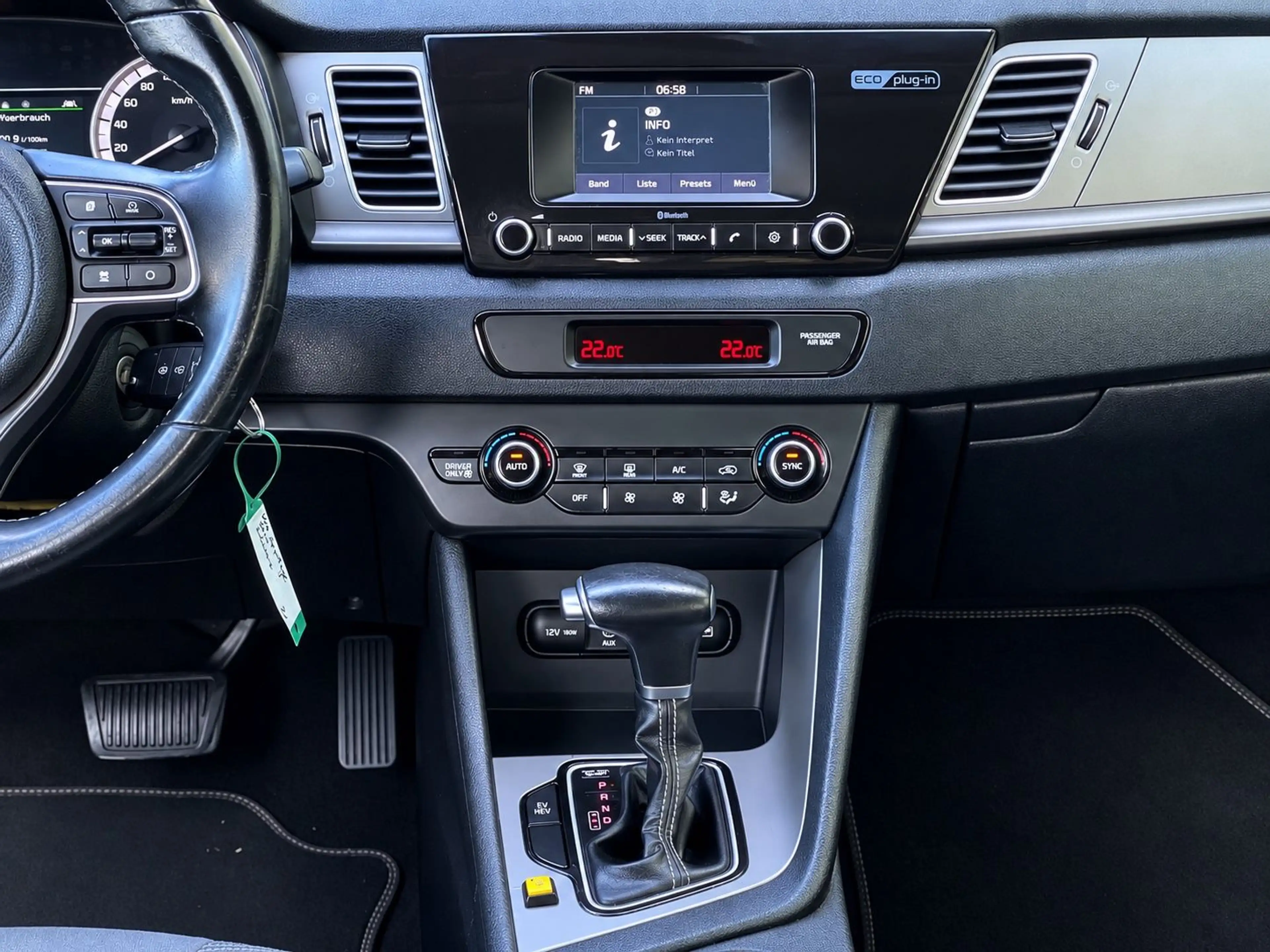 Kia Niro Edition 7 Plug-in Hybrid — photo 15