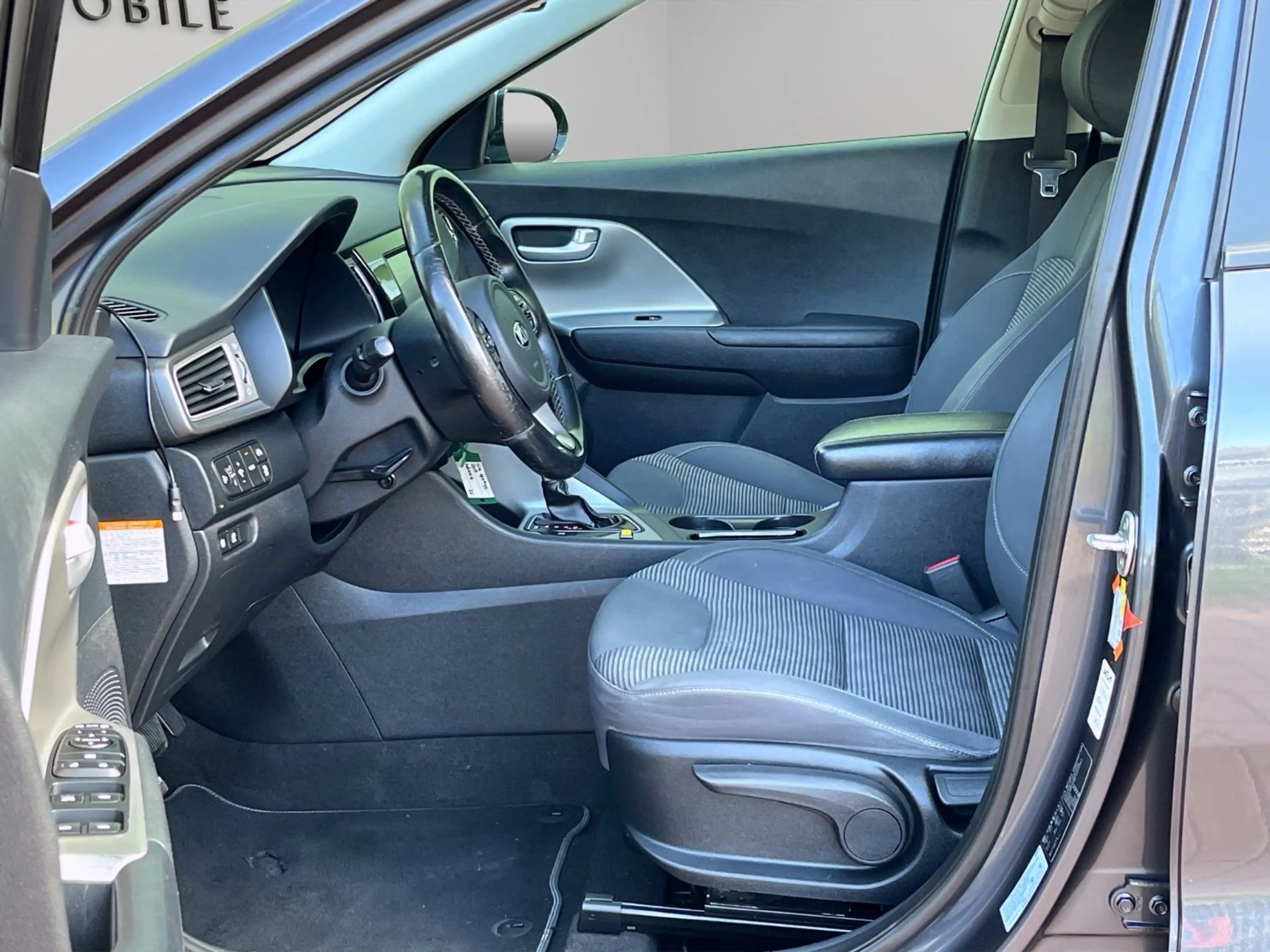 Kia Niro Edition 7 Plug-in Hybrid — photo 10