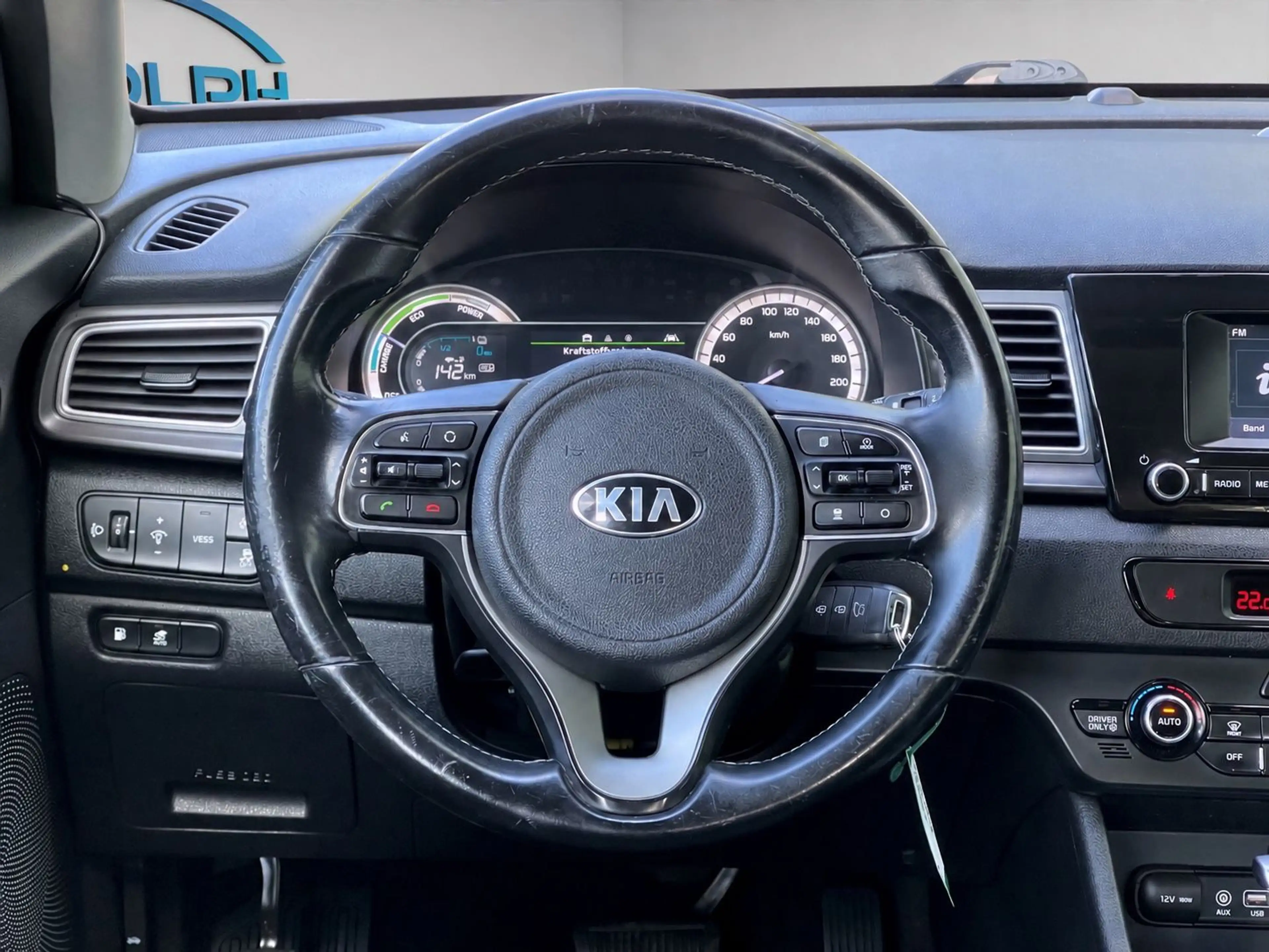 Kia Niro Edition 7 Plug-in Hybrid — photo 12