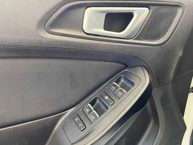DR Automobiles DR4.0 view 10