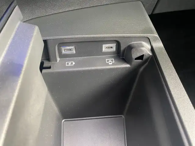 Peugeot 5008 Elektromotor 230 Long Range GT Ansicht 26