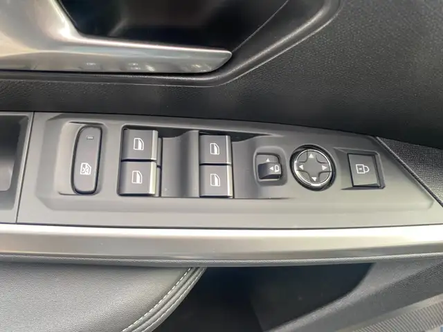 Peugeot 5008 Elektromotor 230 Long Range GT Ansicht 15