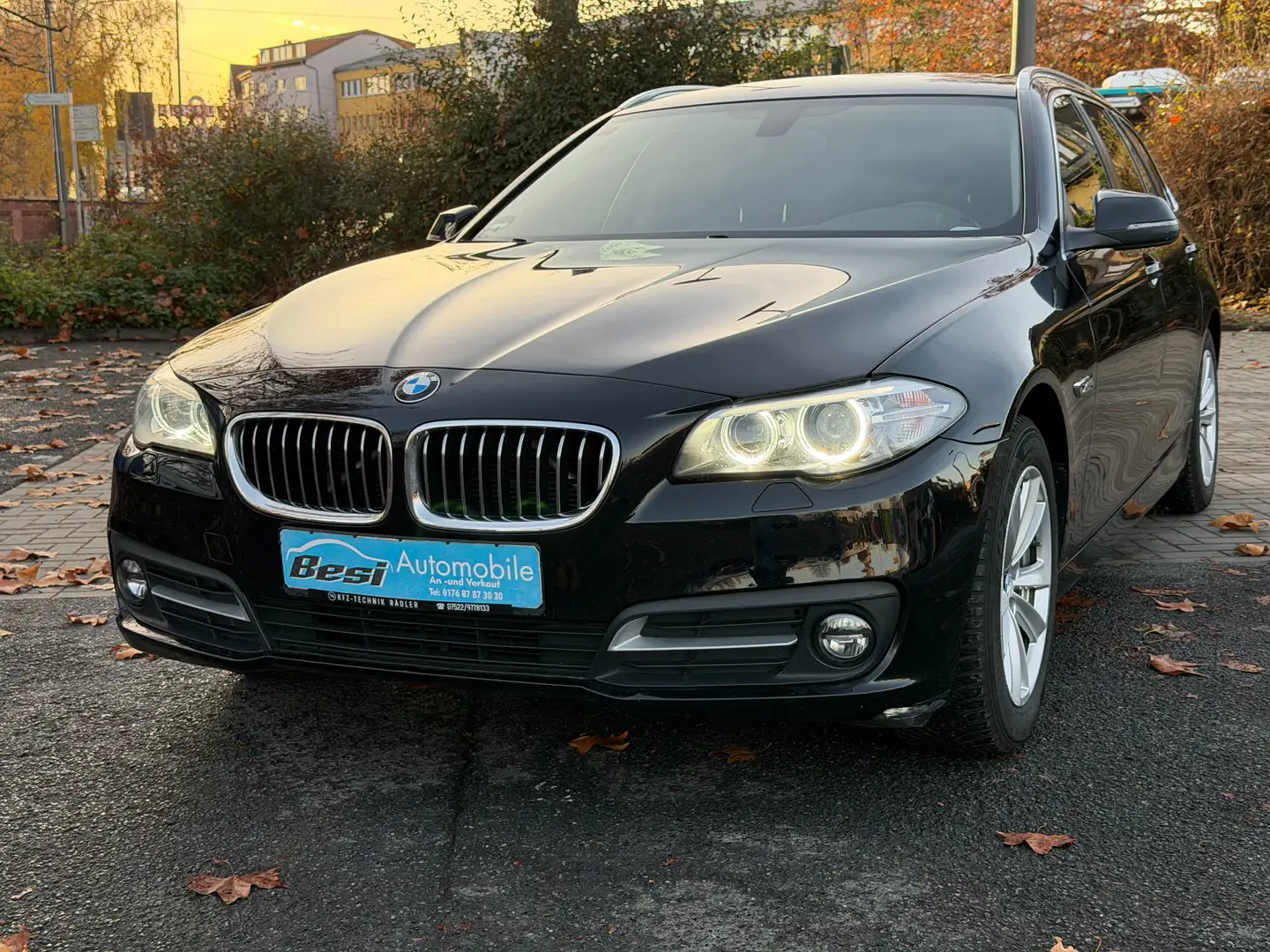 BMW 520 d xDrive Navi Aut / Alu Schwarz - 1