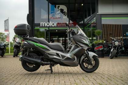 Kawasaki J300