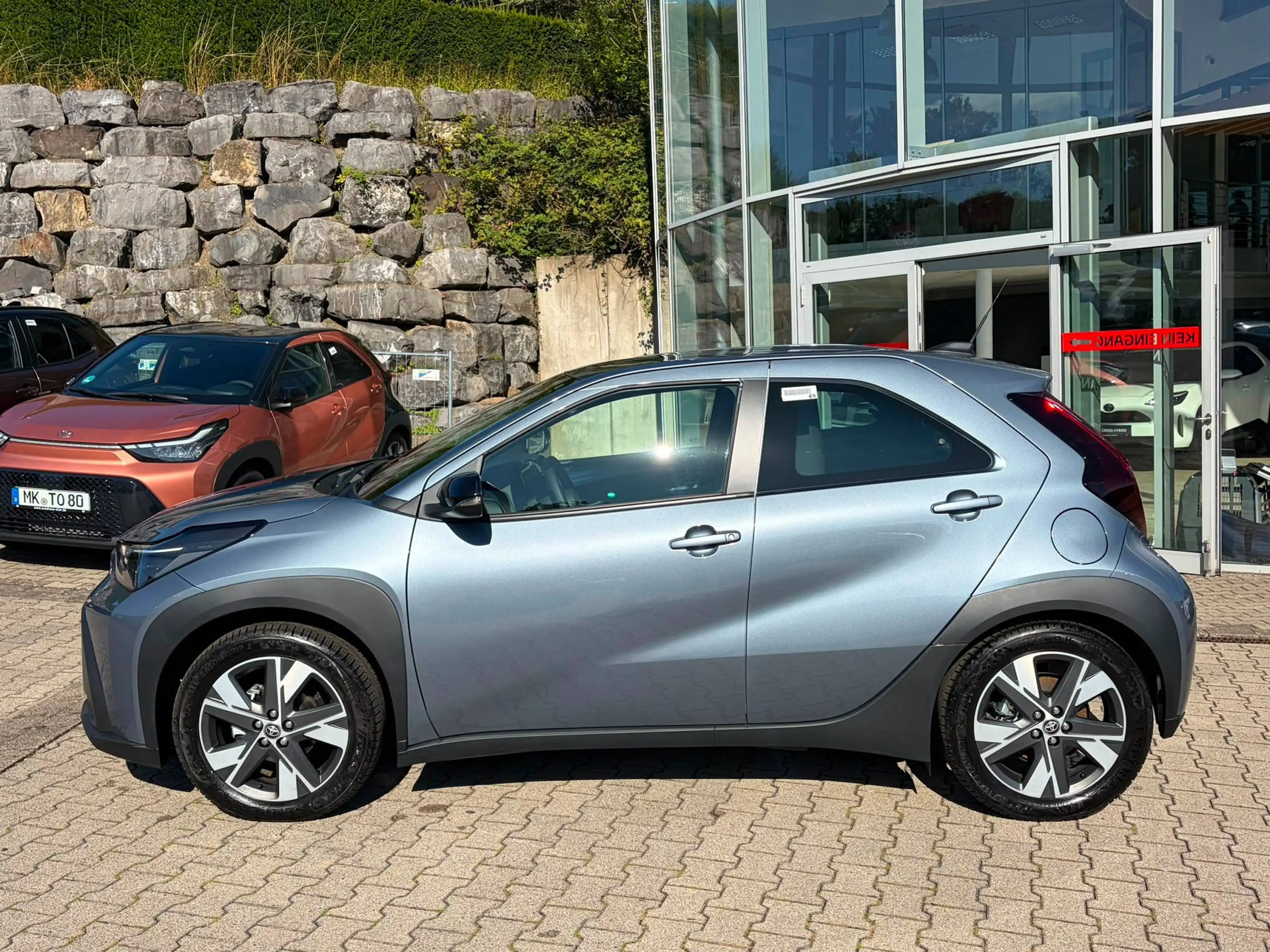 Toyota Aygo X 1.5Hybrid Active+ Sitzheizunh + Allwetterreifen — photo 3