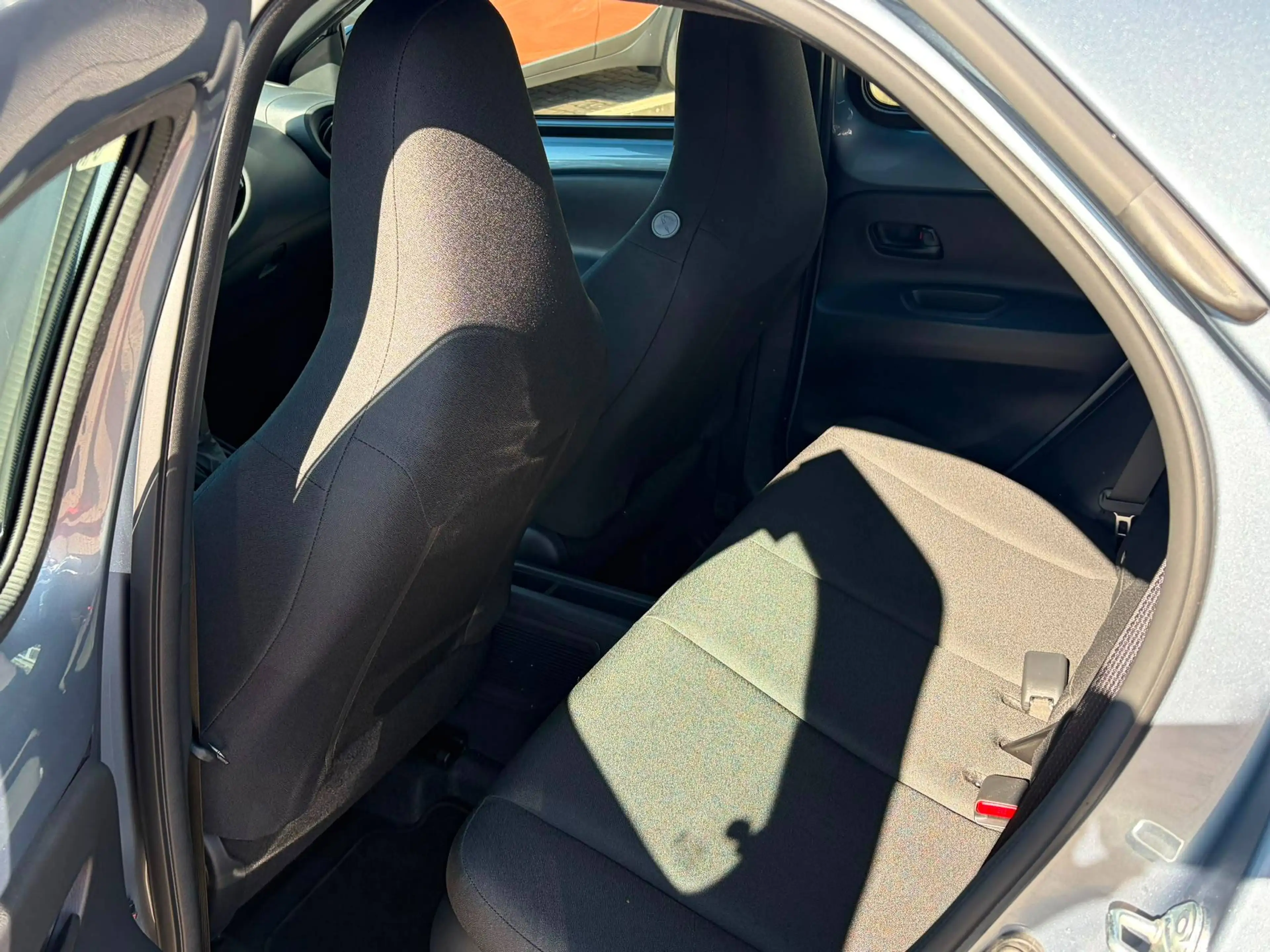 Toyota Aygo X 1.5Hybrid Active+ Sitzheizunh + Allwetterreifen — photo 13