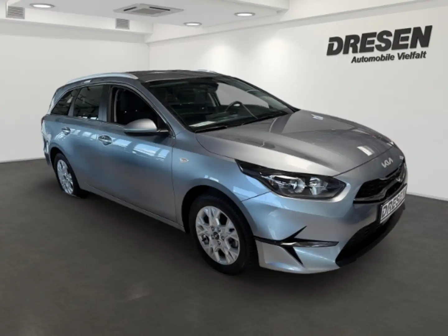 Kia Ceed SW / cee'd SW Vision 1.5 T-GDI Navi/Kamera/Sitzheizung/CarPlay Silber - 2
