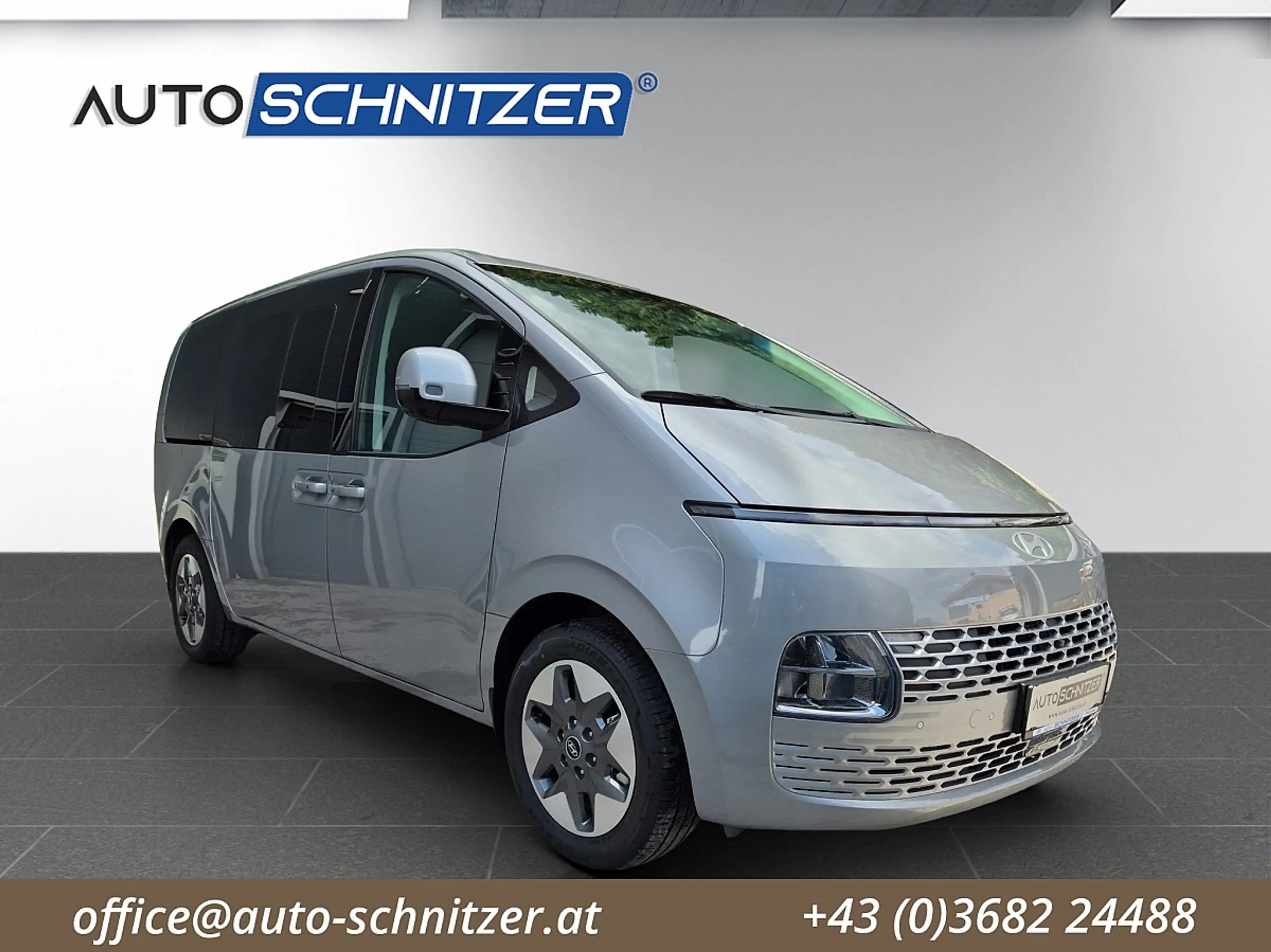 Hyundai STARIA Staria 1,6 T-GDI HEV Trend Line Aut. — photo 3