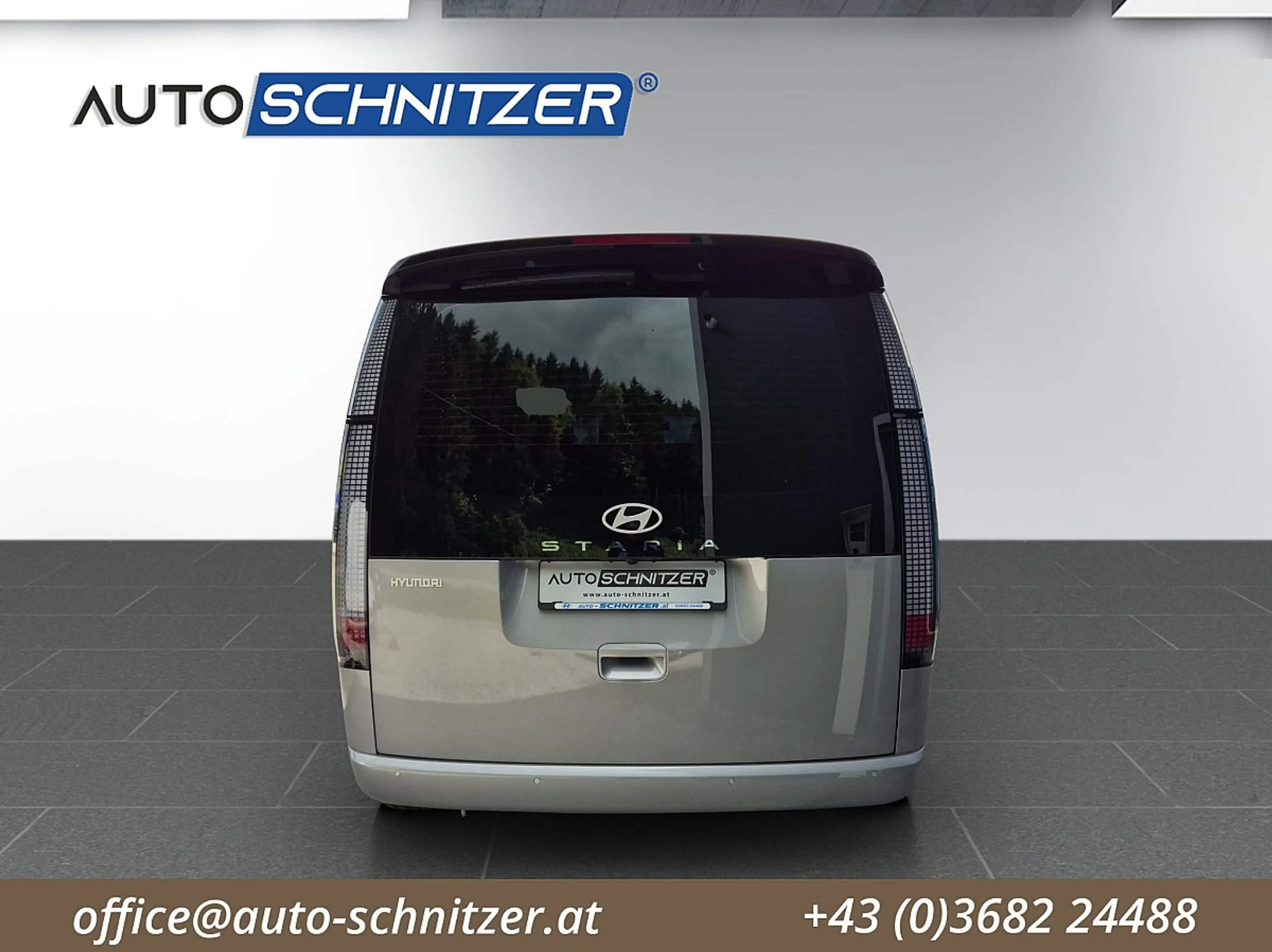 Hyundai STARIA Staria 1,6 T-GDI HEV Trend Line Aut. — photo 6