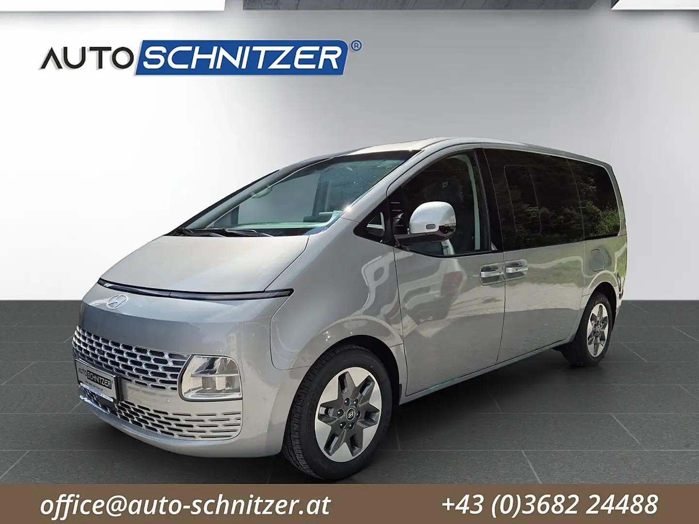 Hyundai STARIA Staria 1,6 T-GDI HEV Trend Line Aut. P1, P2, P3... Silber - 1