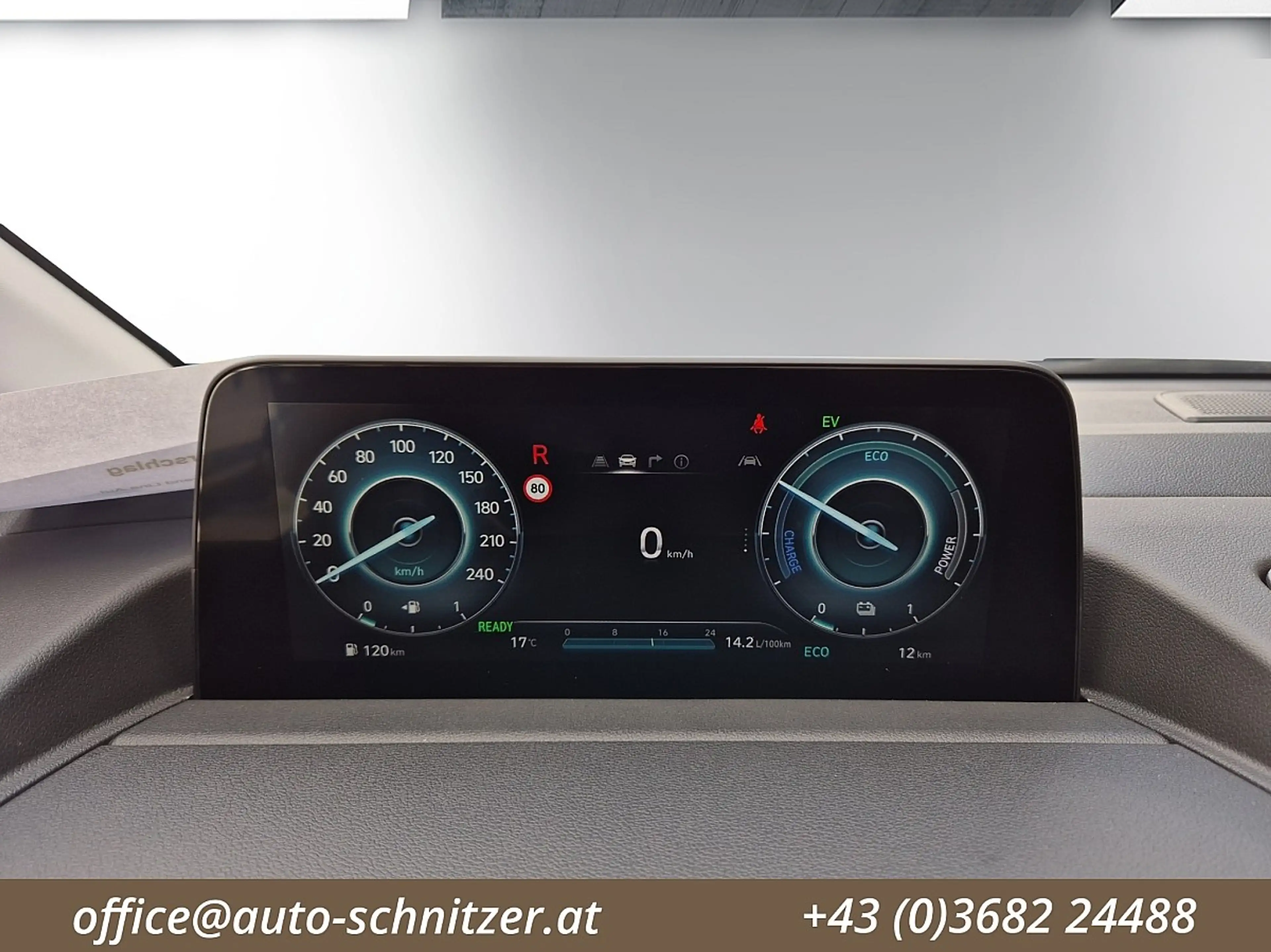 Hyundai STARIA Staria 1,6 T-GDI HEV Trend Line Aut. — photo 11