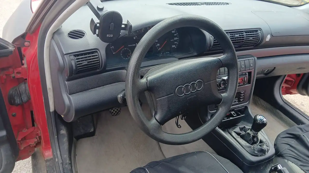 Audi A4 1.8 Turbo, foto 11
